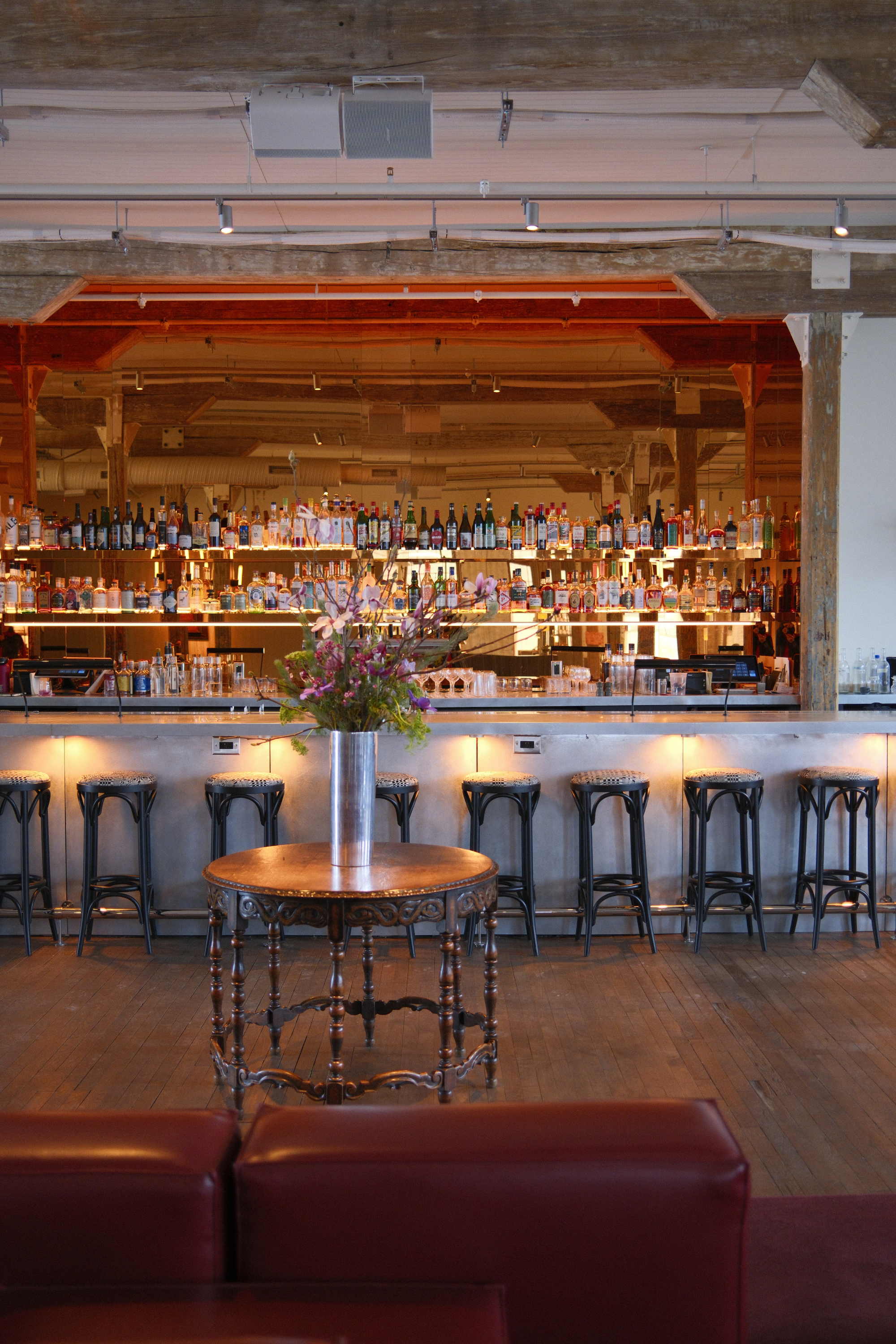 Ambos bar