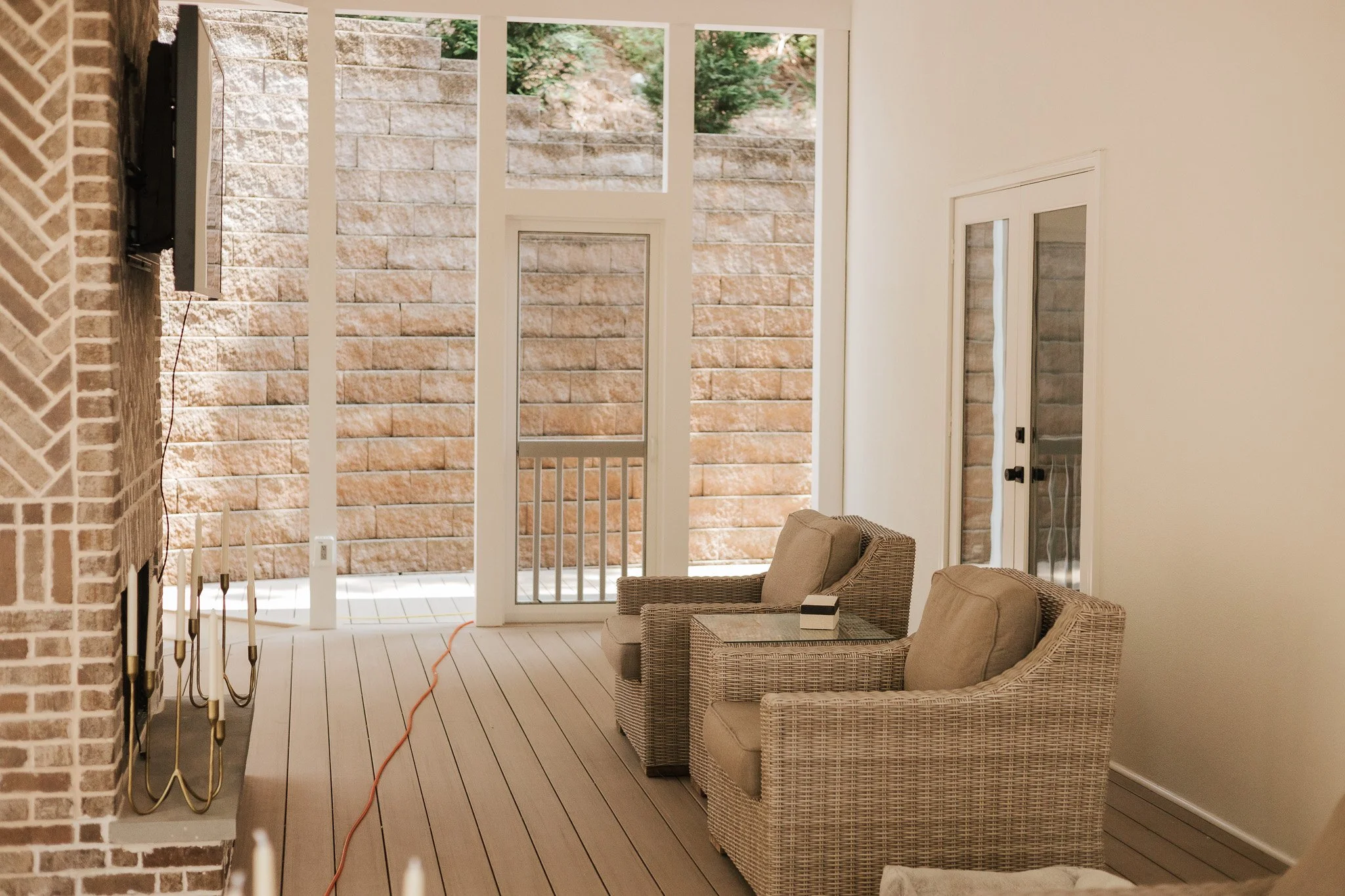 Newly constructed back deck sitting area by John Temmel General Contractor in Metro Atlanta.