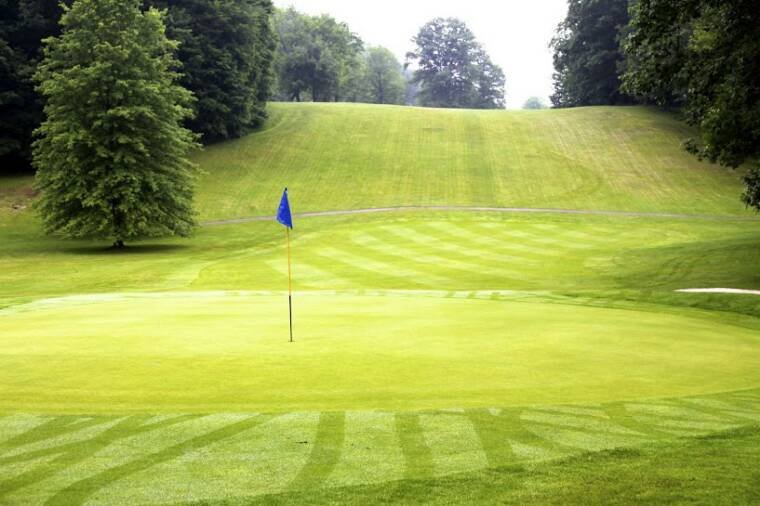 #6: The first of 3 par 4s over 450 yards also earns the most difficult approach shot at CVCC.