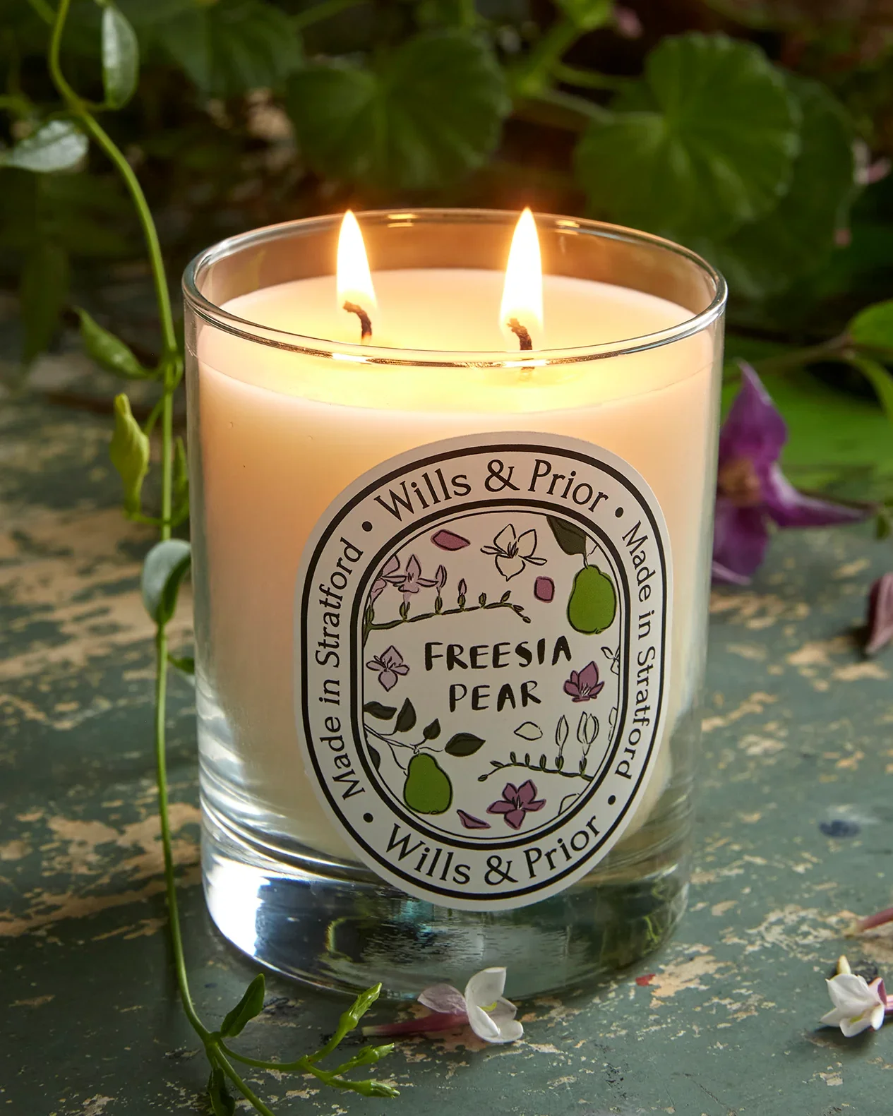 freesiapear_candle.webp