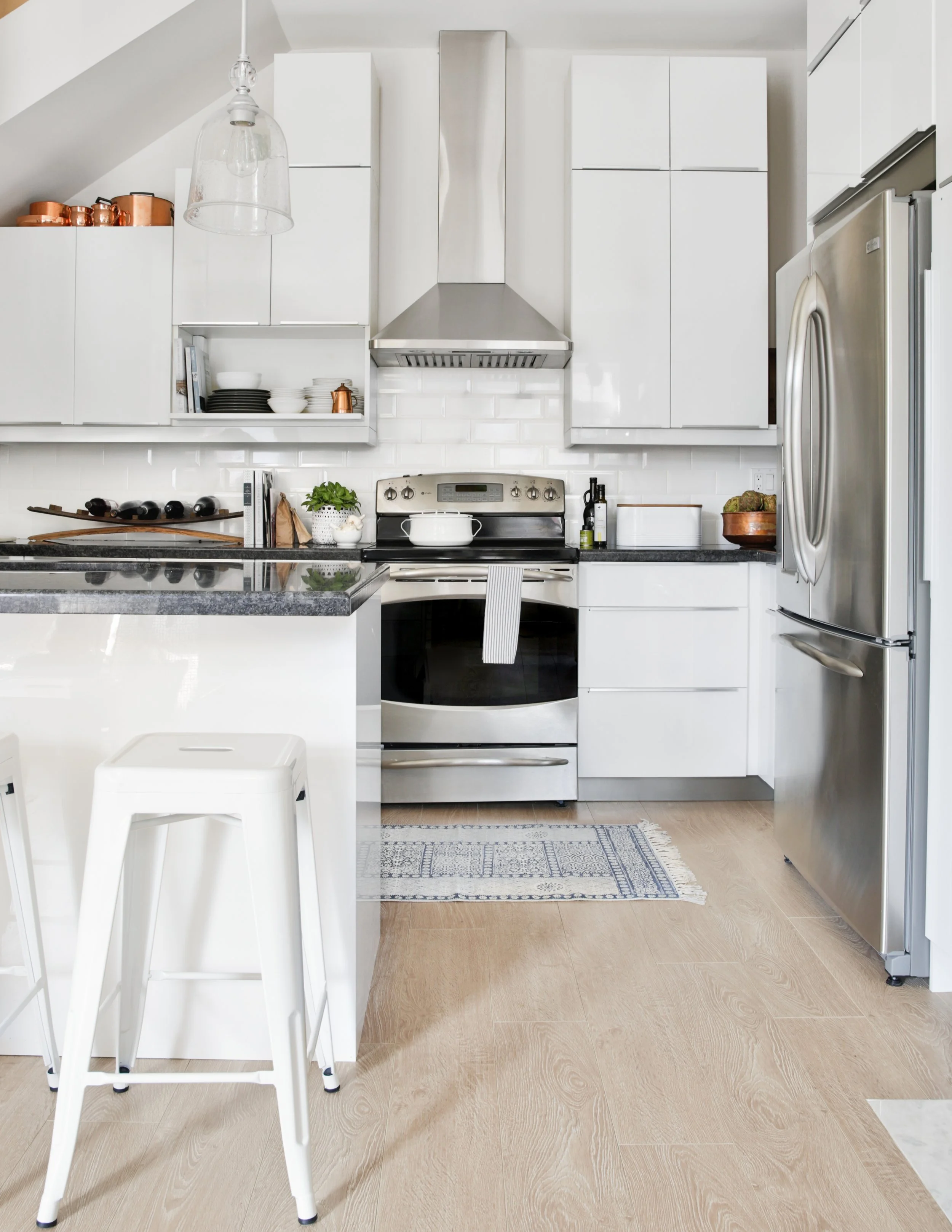 LaurenMiller_TorontoInteriorsPhotographer_FusionMineralPaint-0671.jpg