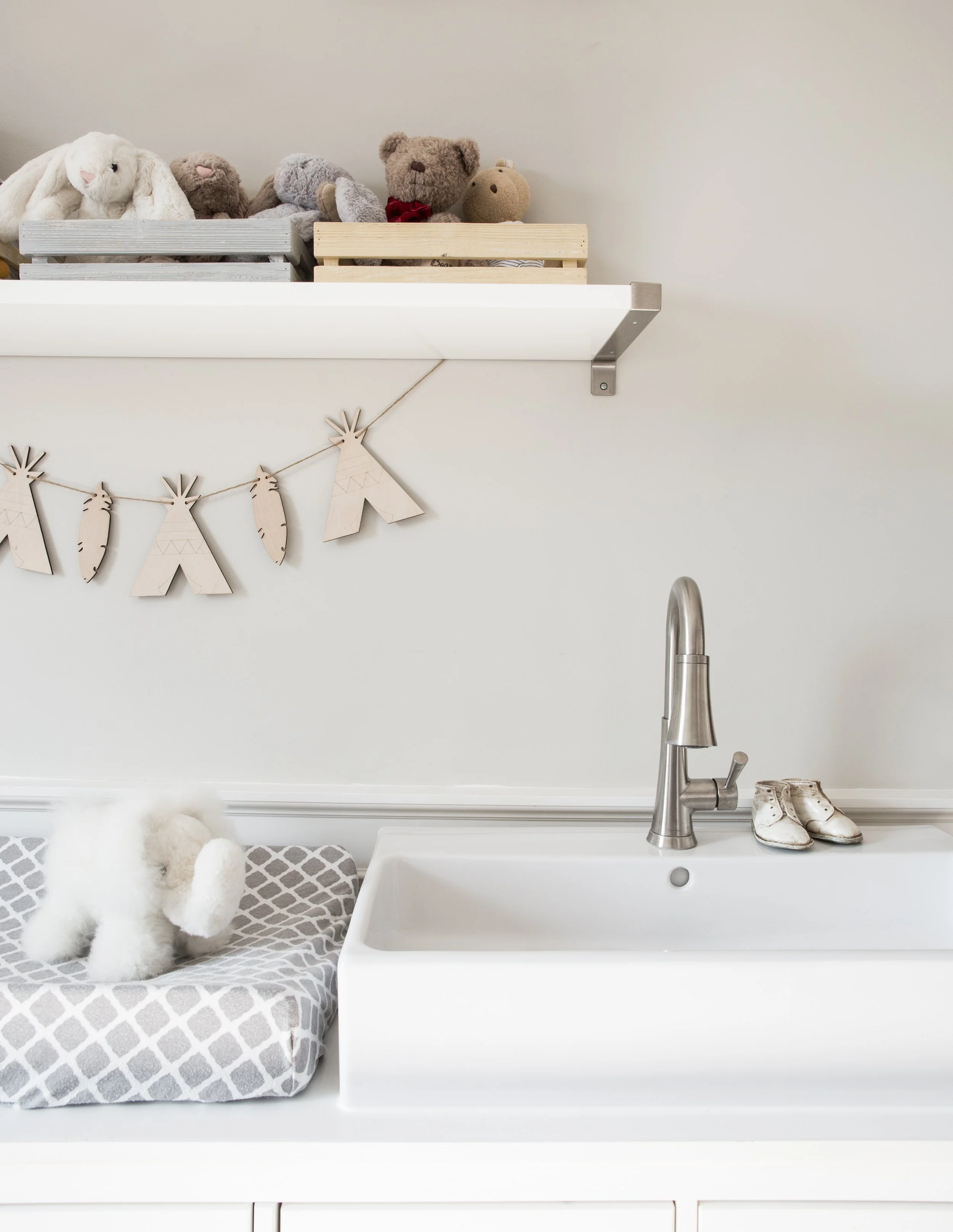 LaurenMiller_TorontoInteriorsPhotographer_FusionMineralPaint-0848.jpg