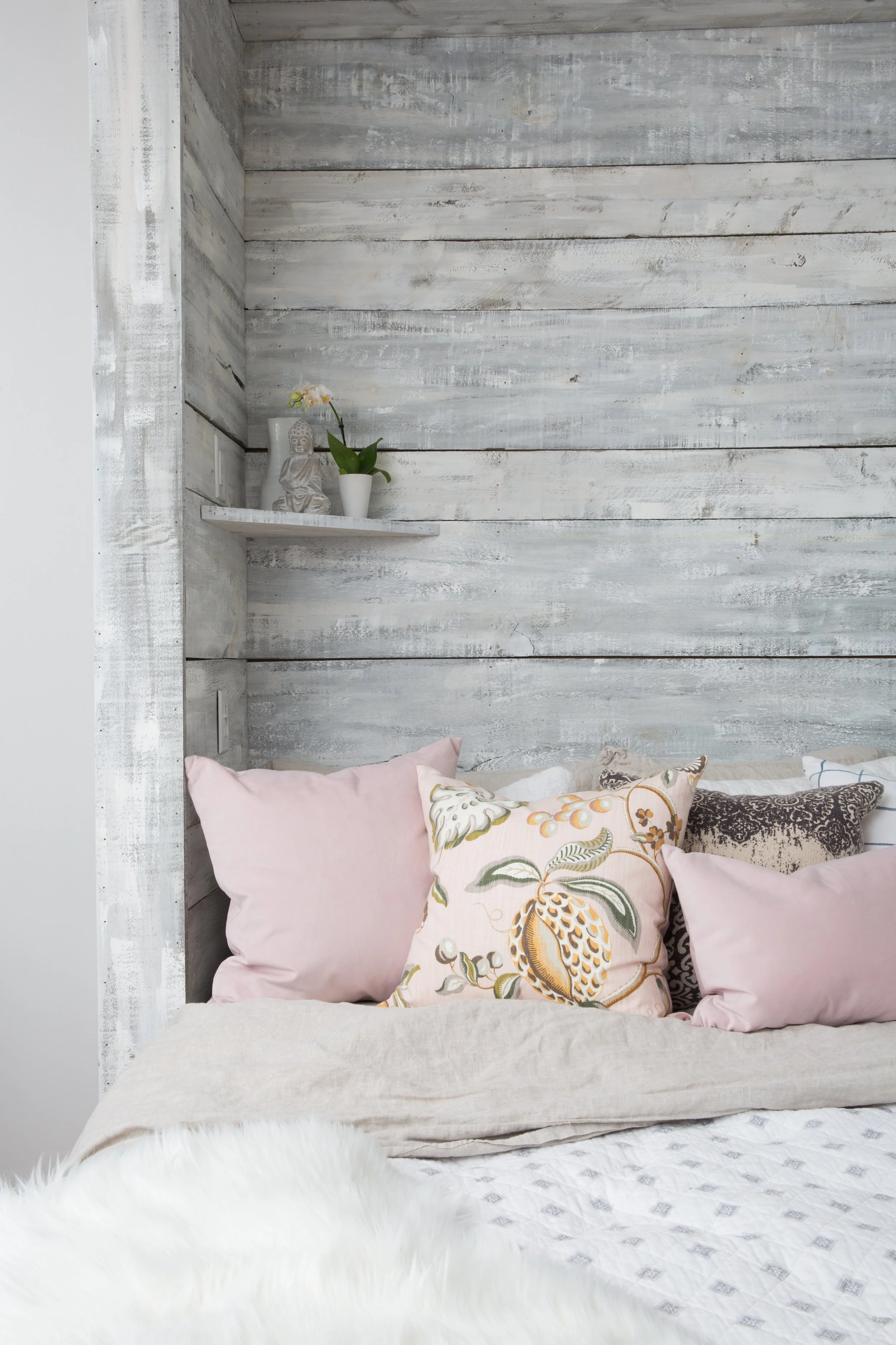 LaurenMiller_TorontoInteriorsPhotographer_FusionMineralPaint-0803.jpg