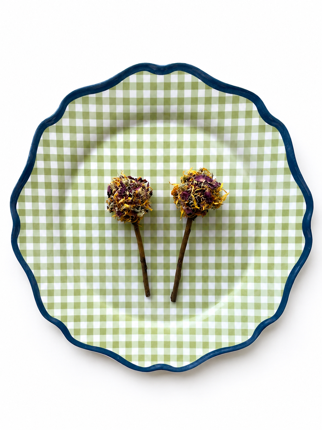 'Botanical orchard' cake pop