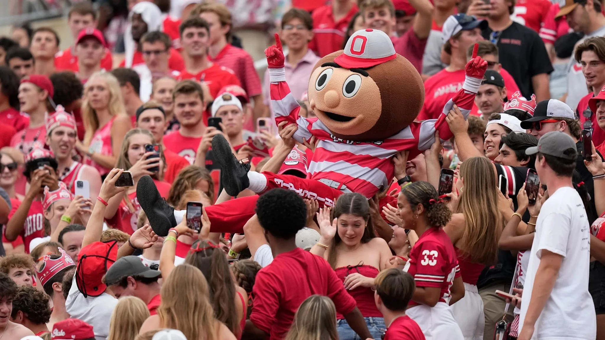 Saturdays near Ohio Stadium mean Buckeye football and unforgettable energy 🏈

 #PeerOn7th #OhioStadium #BuckeyeFootball #GameDay #OSU
