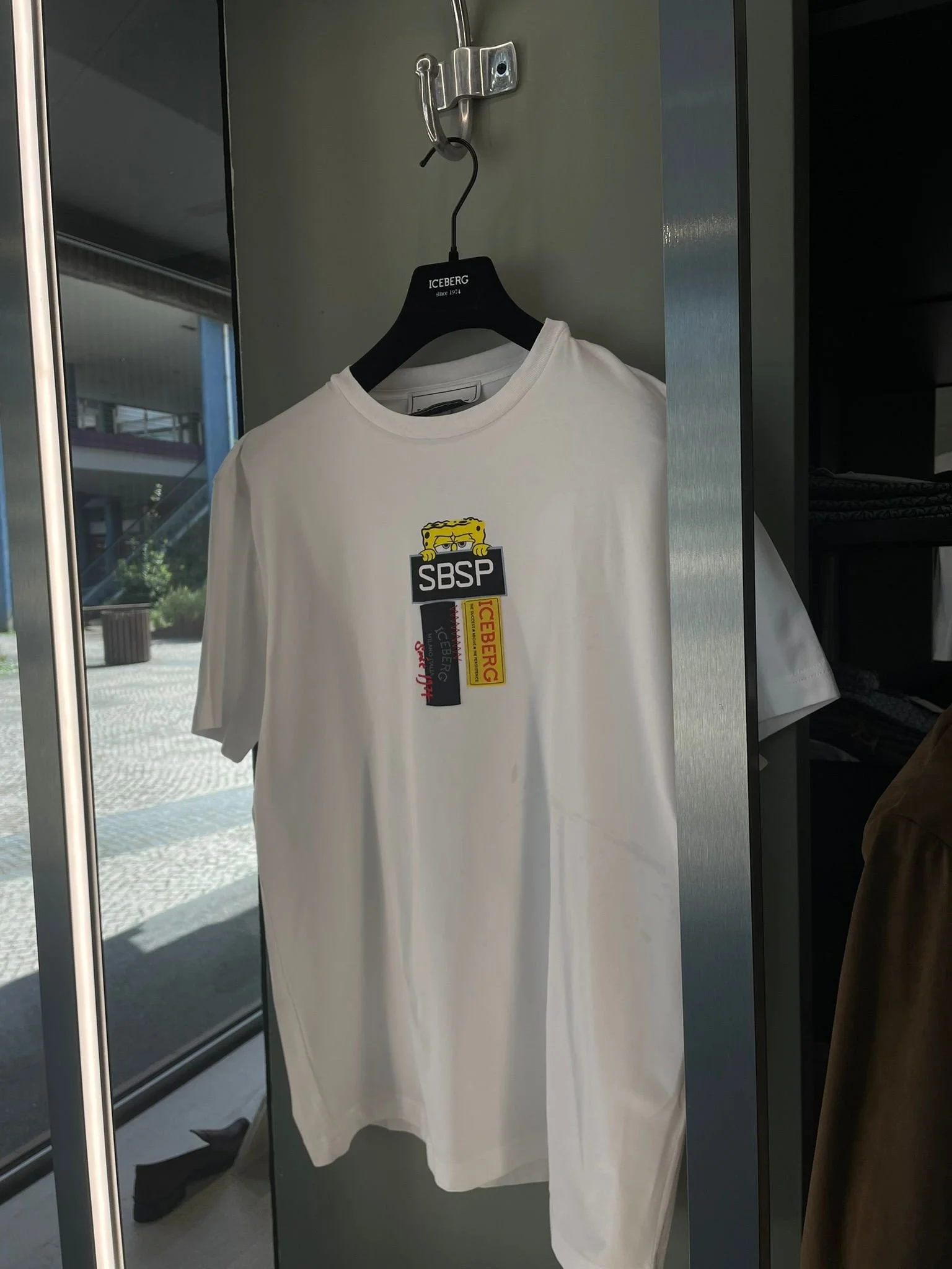 T-shirt Iceberg