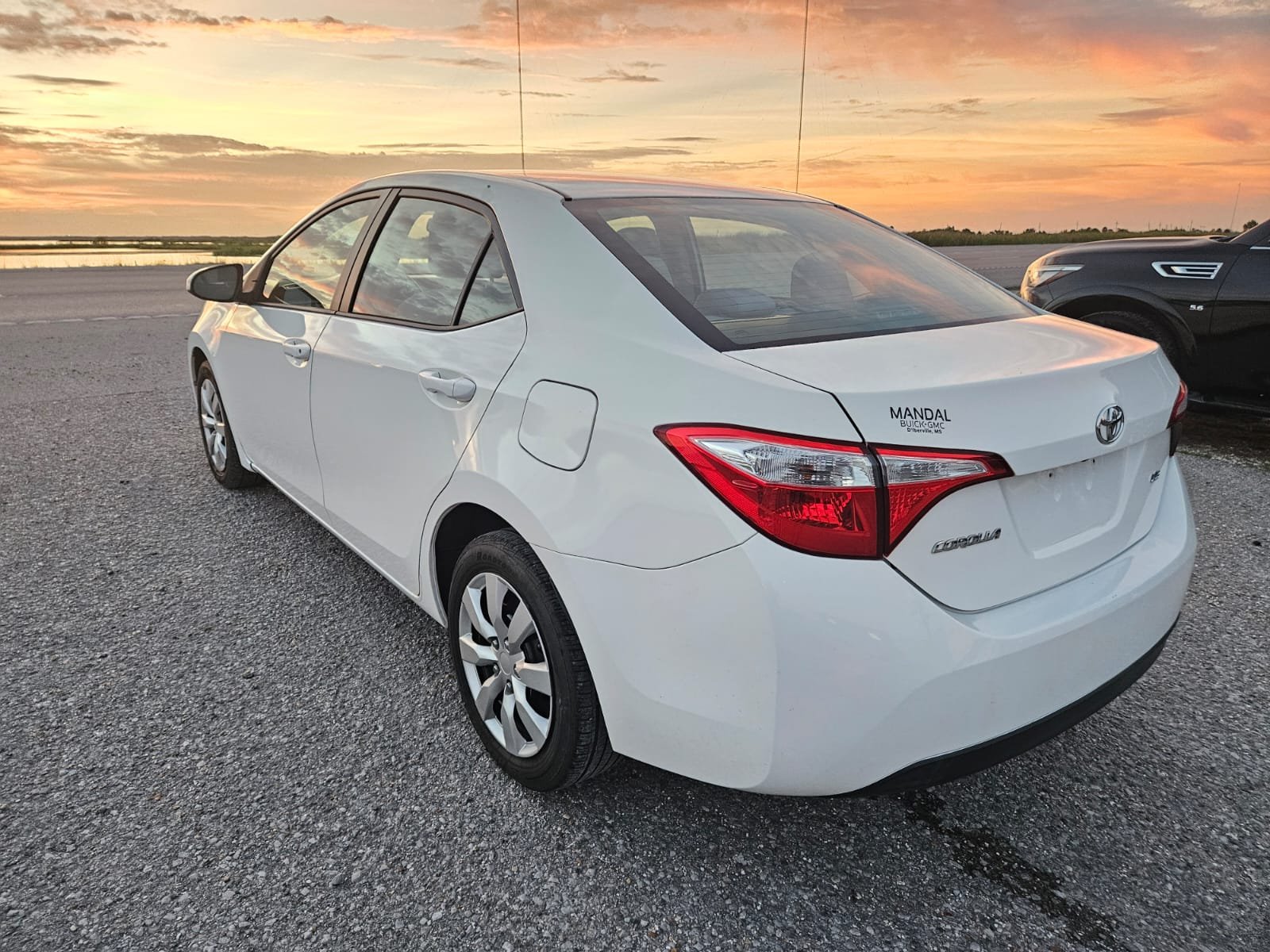 2014 COROLLA WHITE (7).jpg