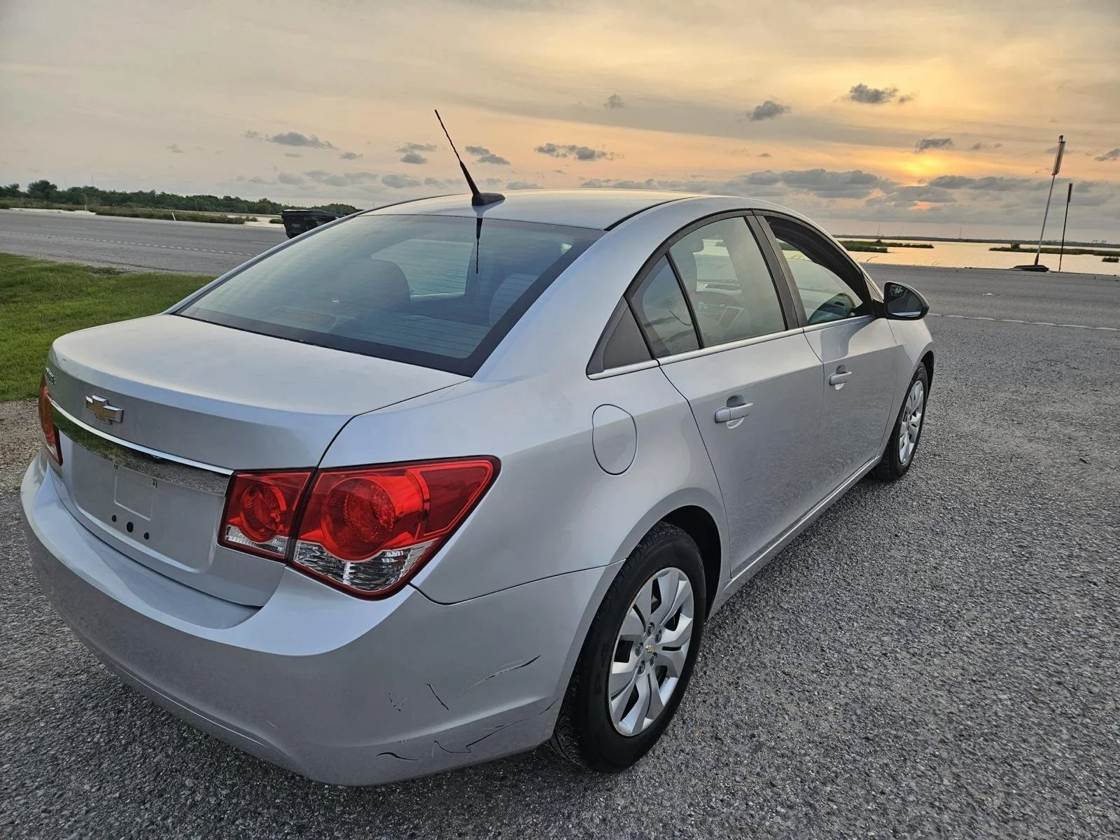 silver cruze (7).jpg