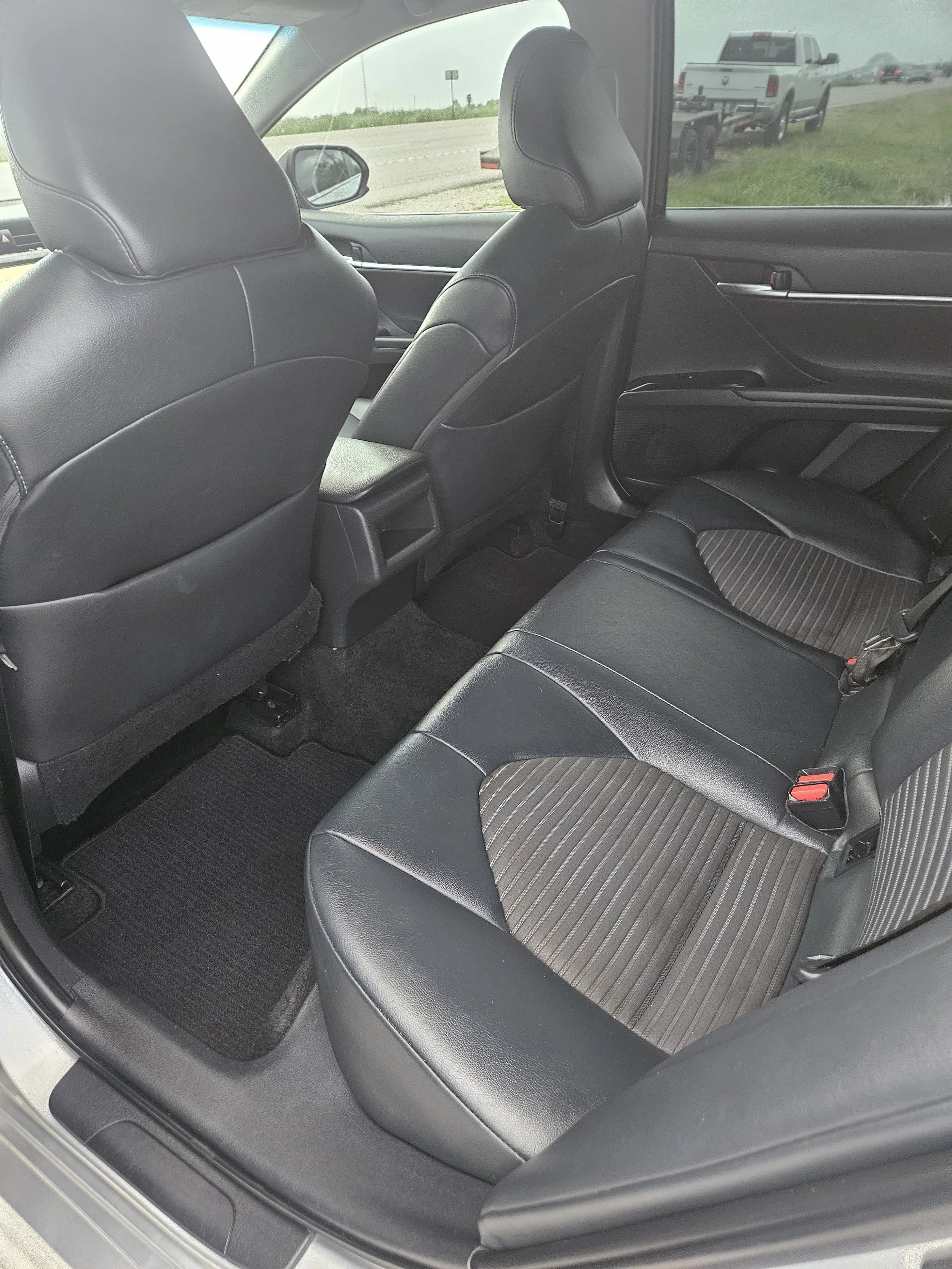 18 silver camry (5).JPG