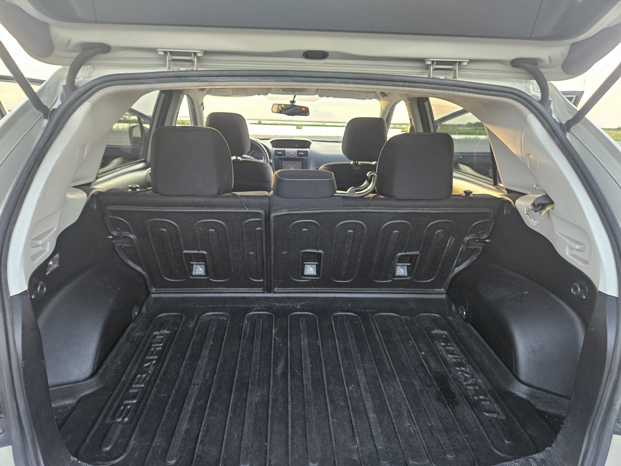 2013 subaru (2).jpg