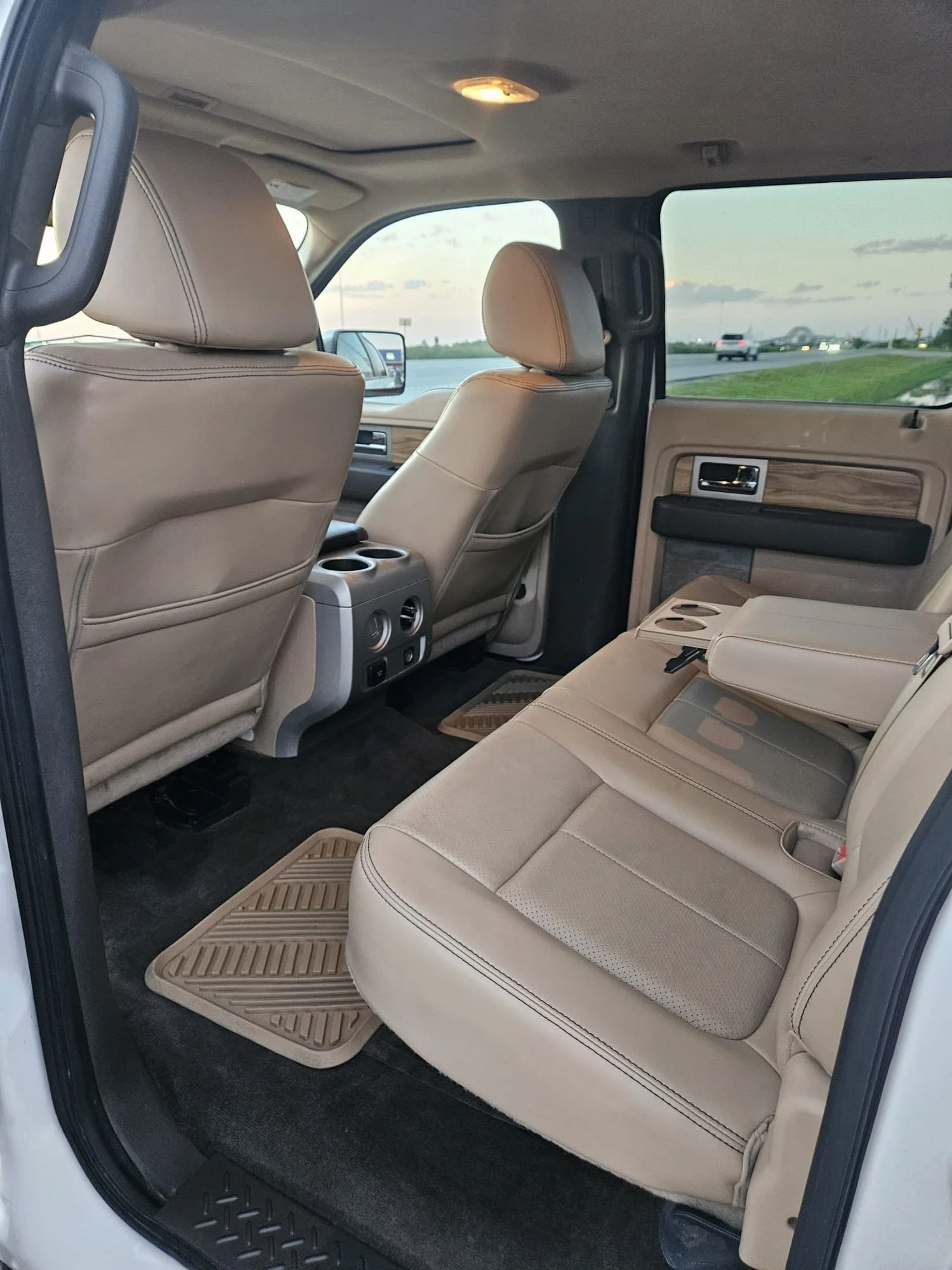 11 F150 (18).jpg