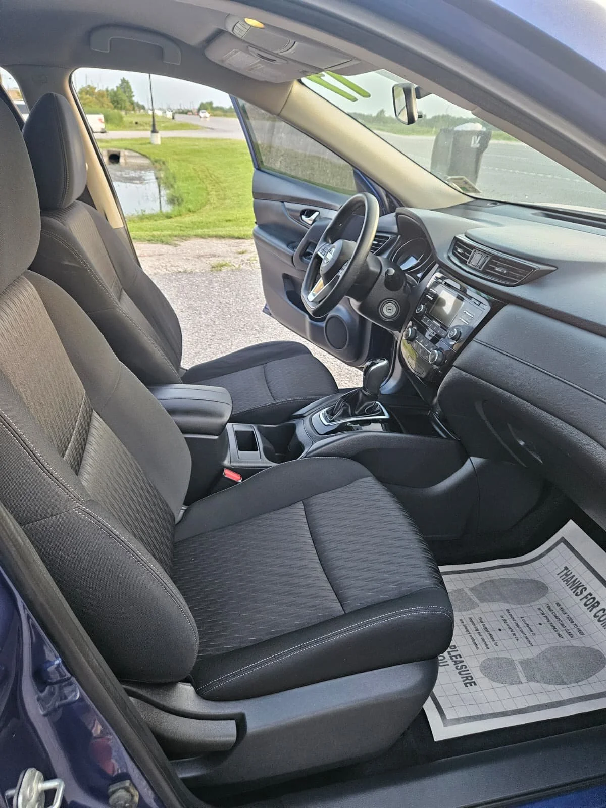 2017 ROGUE (7).jpg