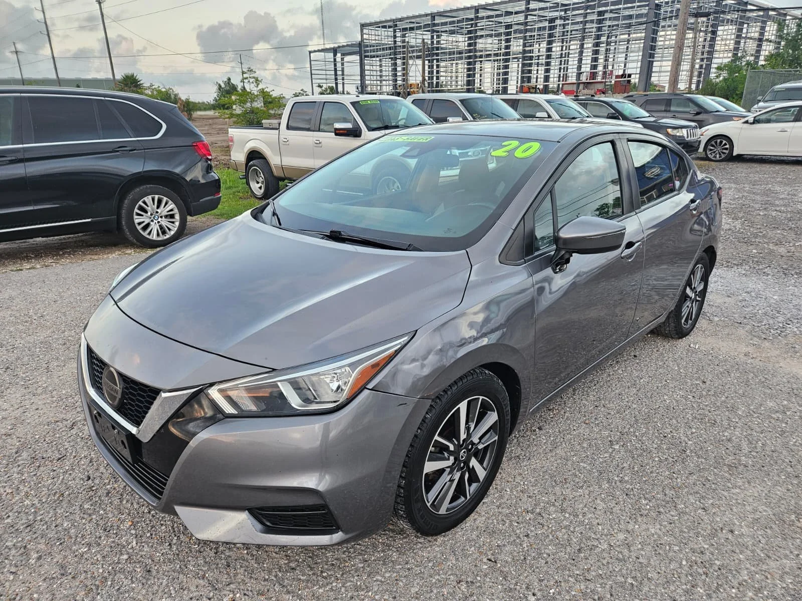 20 Versa (10).jpg