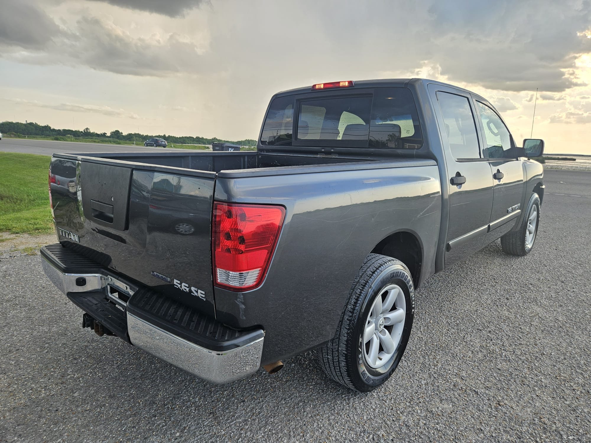 2010 TITAN (8).jpg