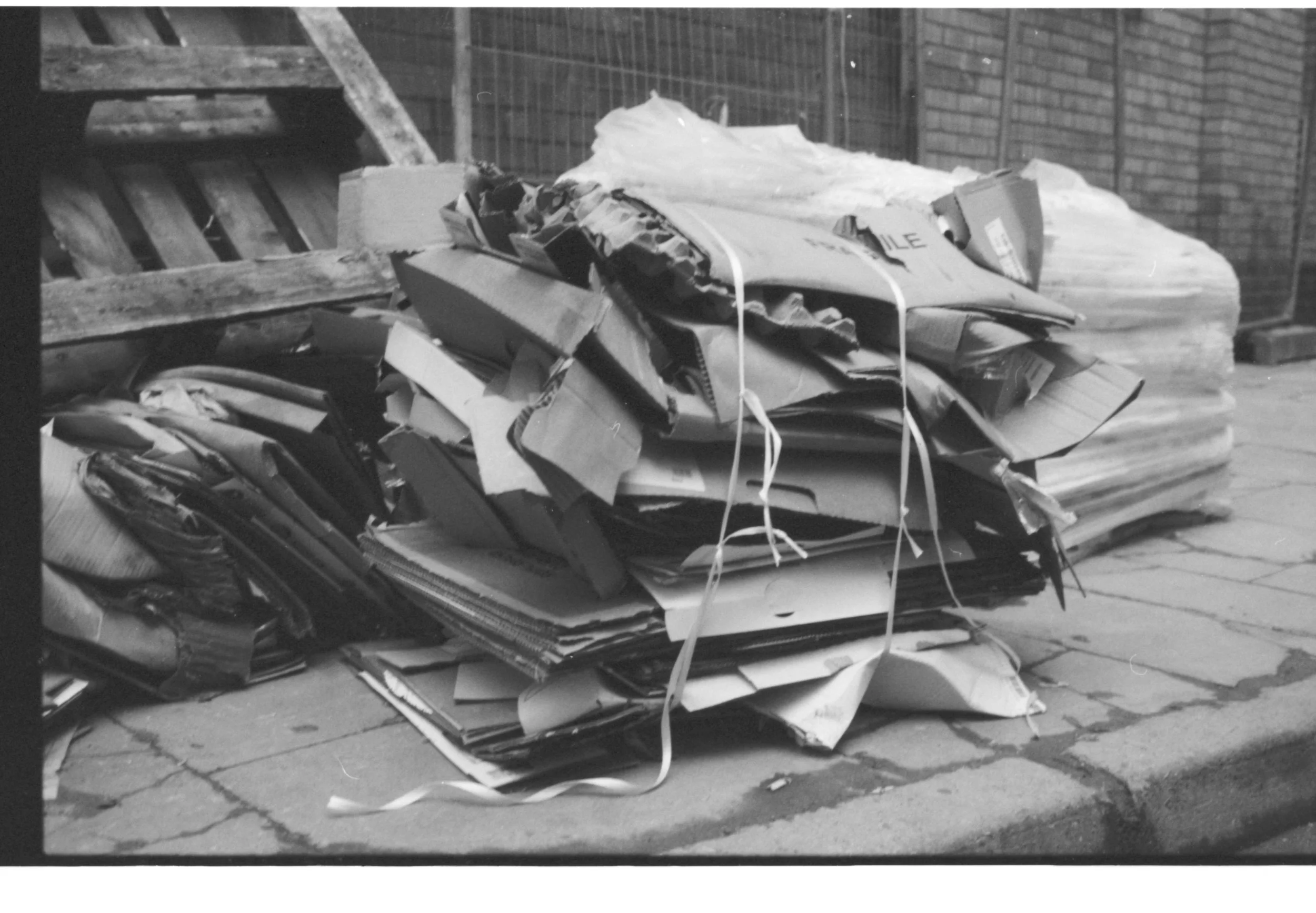 AEC_Boxes_02.jpg
