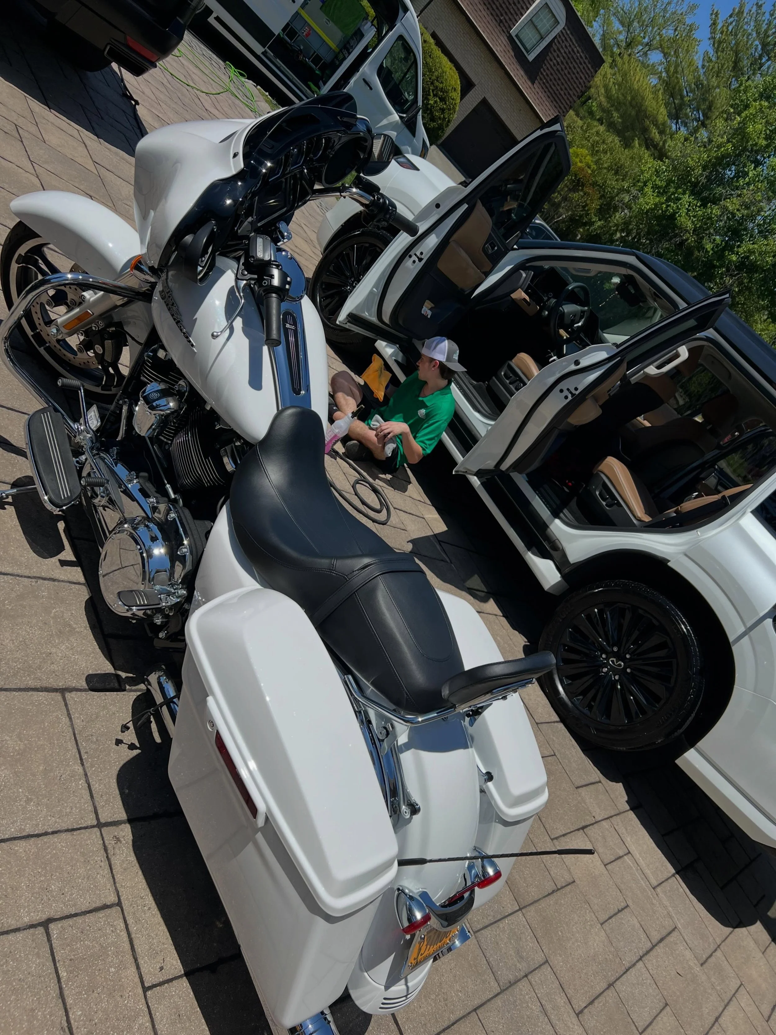 A little detail for @massimodidonna Thank you sir. #detailing #bike #platinumteedetailing #autodetailing