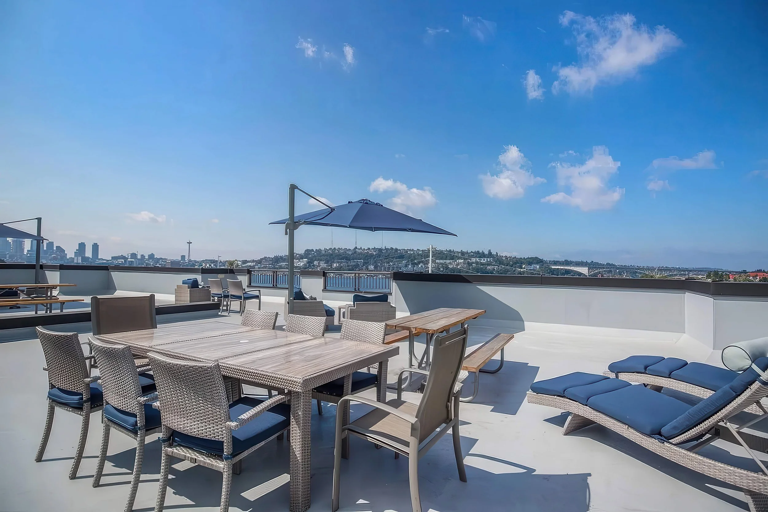 RemiEastlake-Rooftop6.jpg