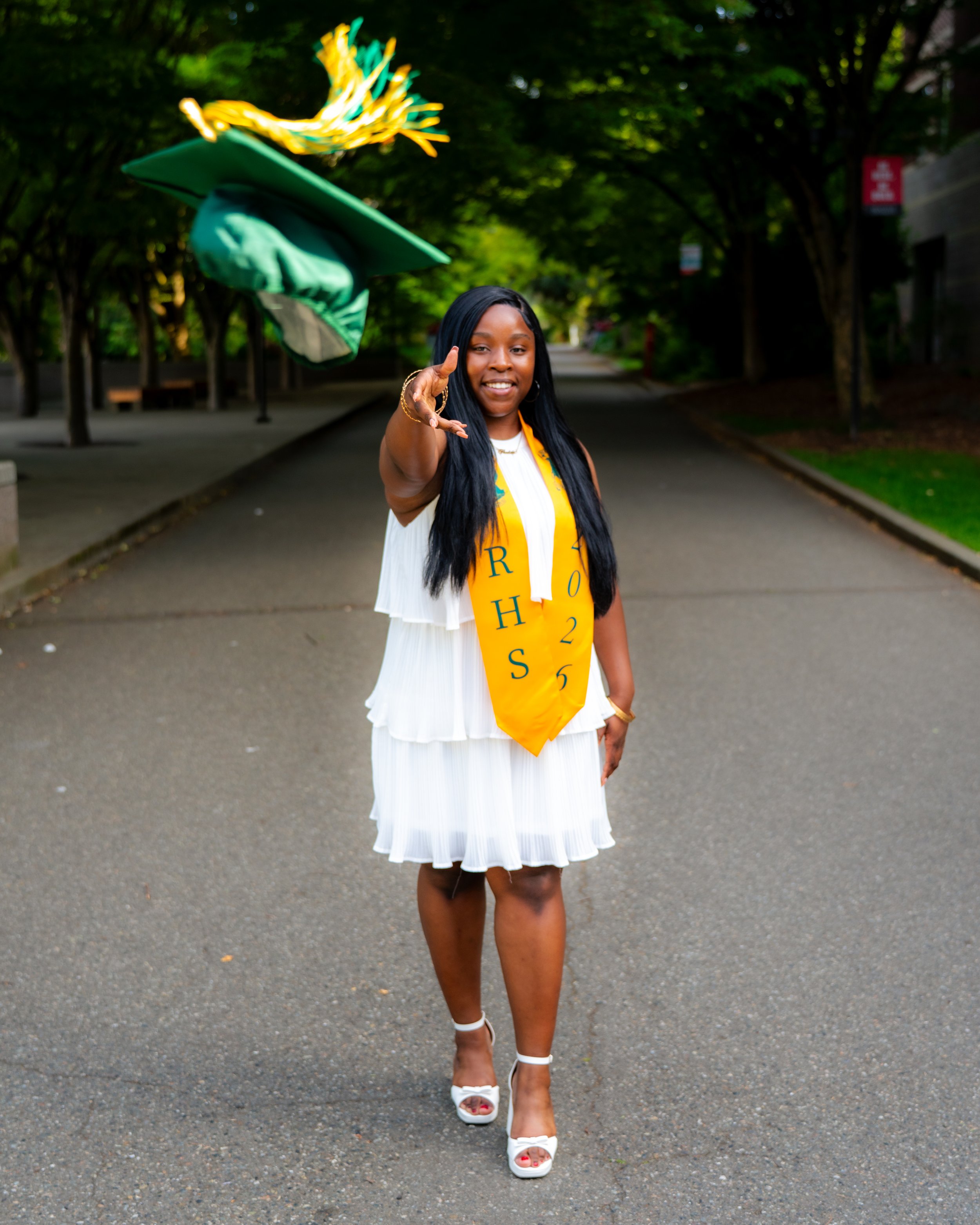 260607_SU_SeniorPhotos-19.jpg