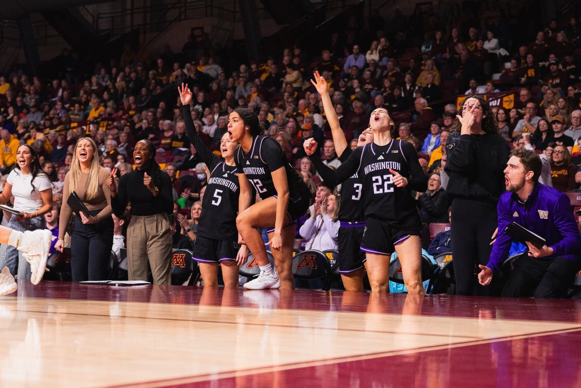 Basketball action photography by a Seattle sports photographer and videographer