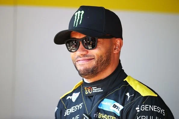“Motorsport isn’t built to be inclusive”: F1 Star Highlights Major Industry Problem