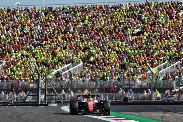 No Time to Waste: Hamilton Sets the Pace in Action-Packed Silverstone FP1