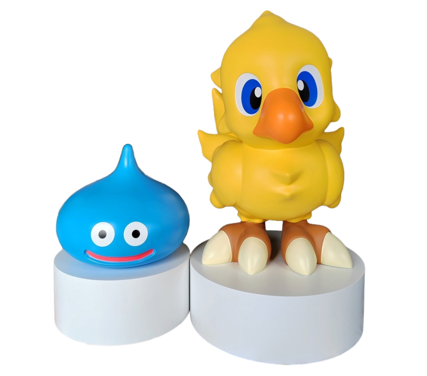 Chocobo and Slime Square Enix Mascot statues for the SQUARE ENIX Cafe & Shop Los Angeles in Little Tokyo, Los Angeles, California. © SQUARE ENIX  ©ARMOR PROJECT/BIRD STUDIO/SQUARE ENIX