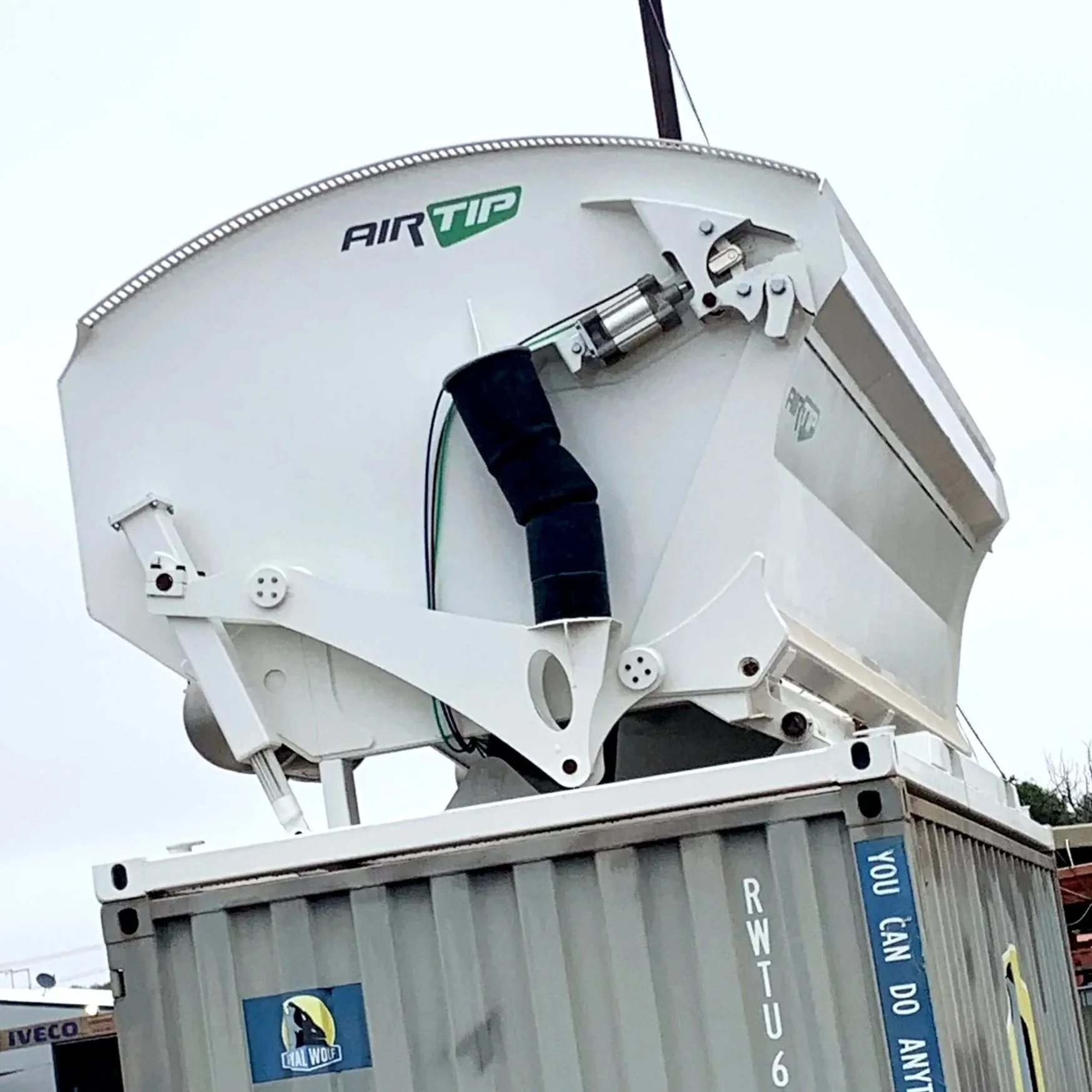 20foot%2Bpod%2Bon%2Bcontainer.jpg
