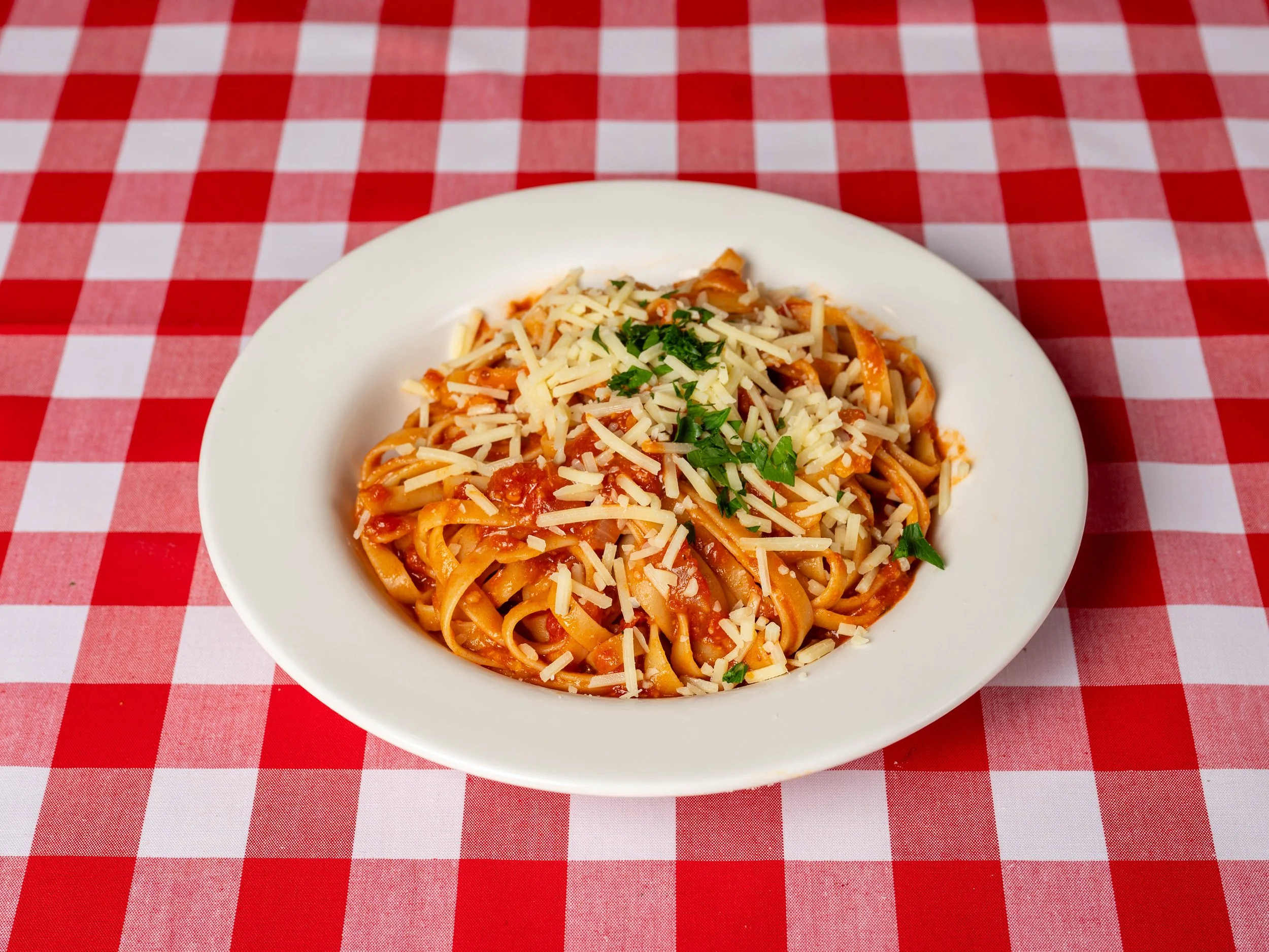 Charlies's pizza_napolitana fettucine.jpg
