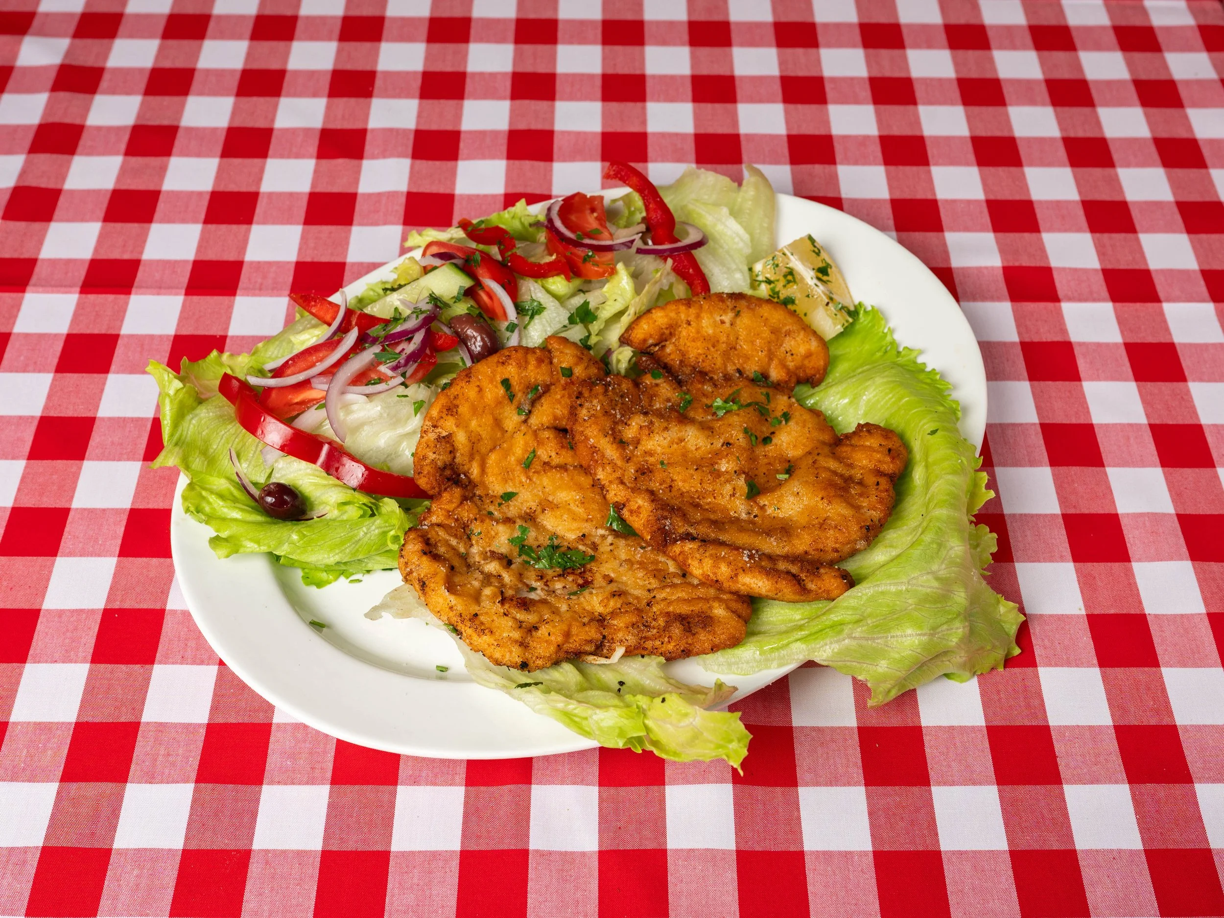 Charlies's pizza_chicken schnitzel.jpg