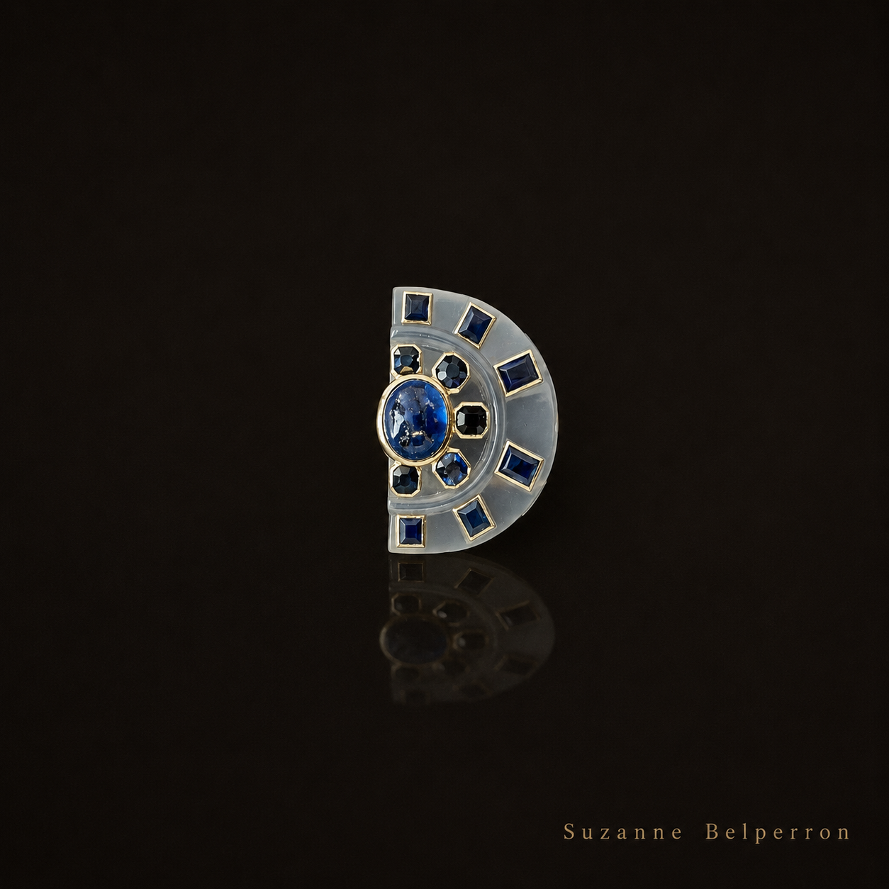 Brooch, Belperron.png