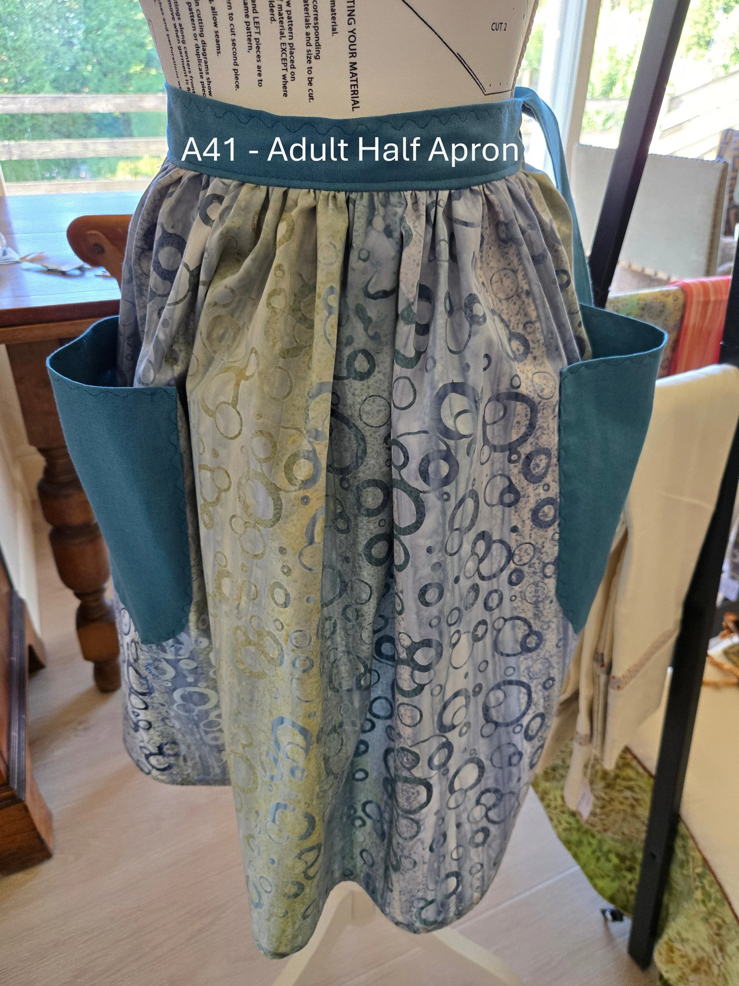 Artisan Patterned Half Apron