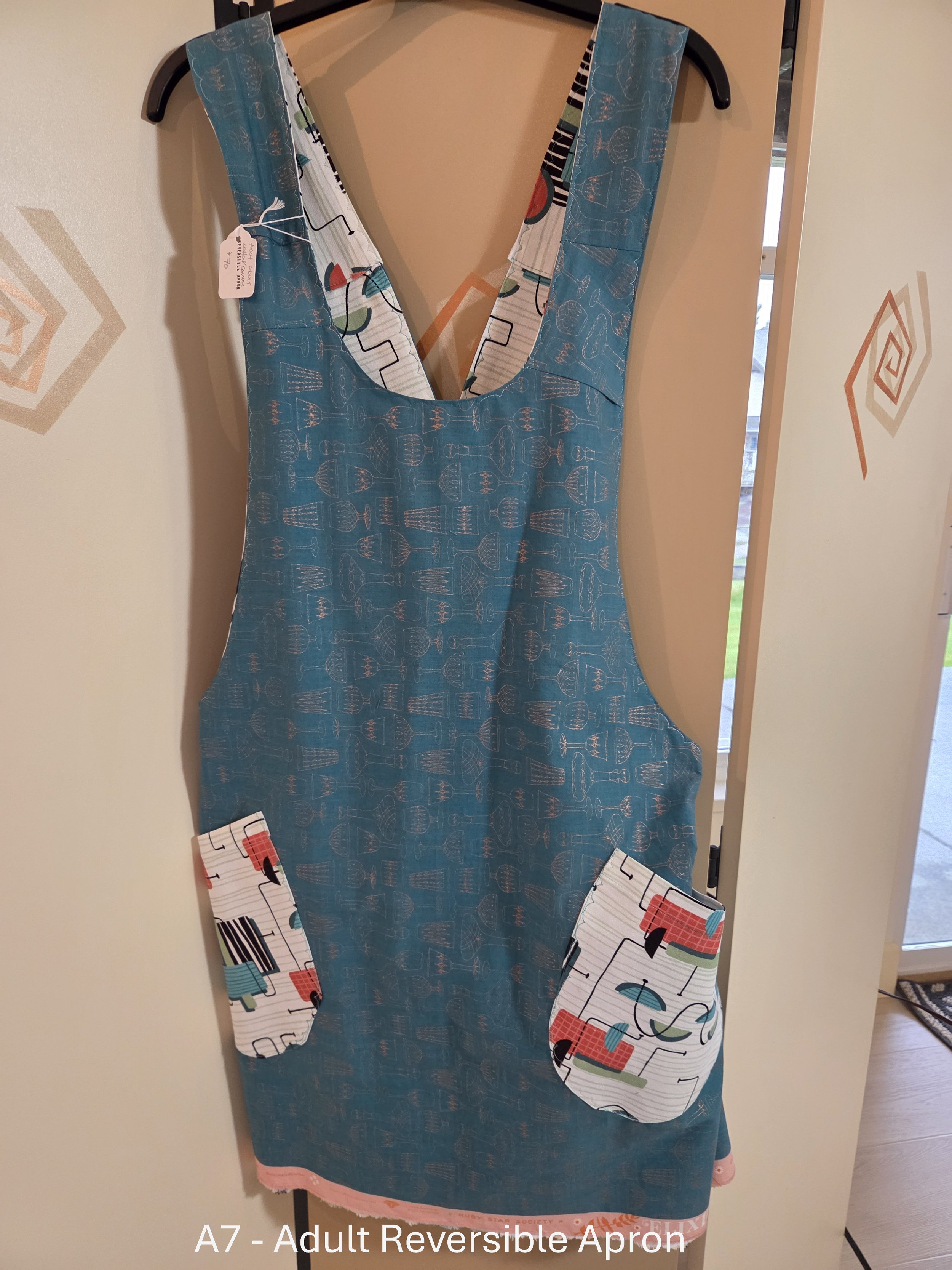 Elegant Reversible Kitchen Apron