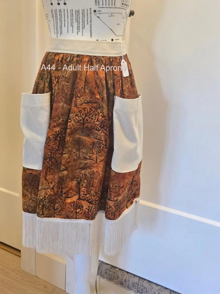 Handcrafted Elegant Fringe Half Apron