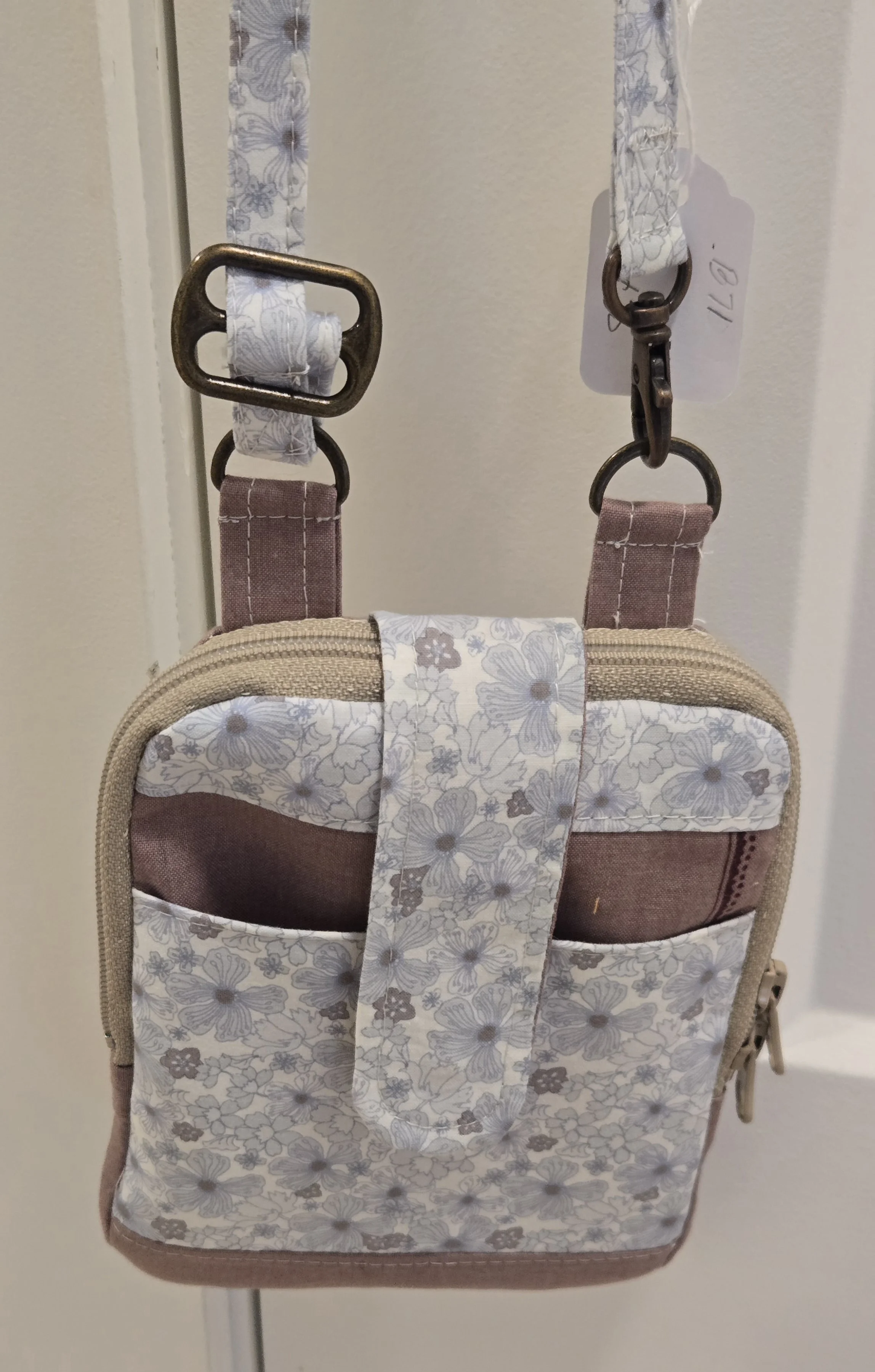Floral Elegance Crossbody Bag