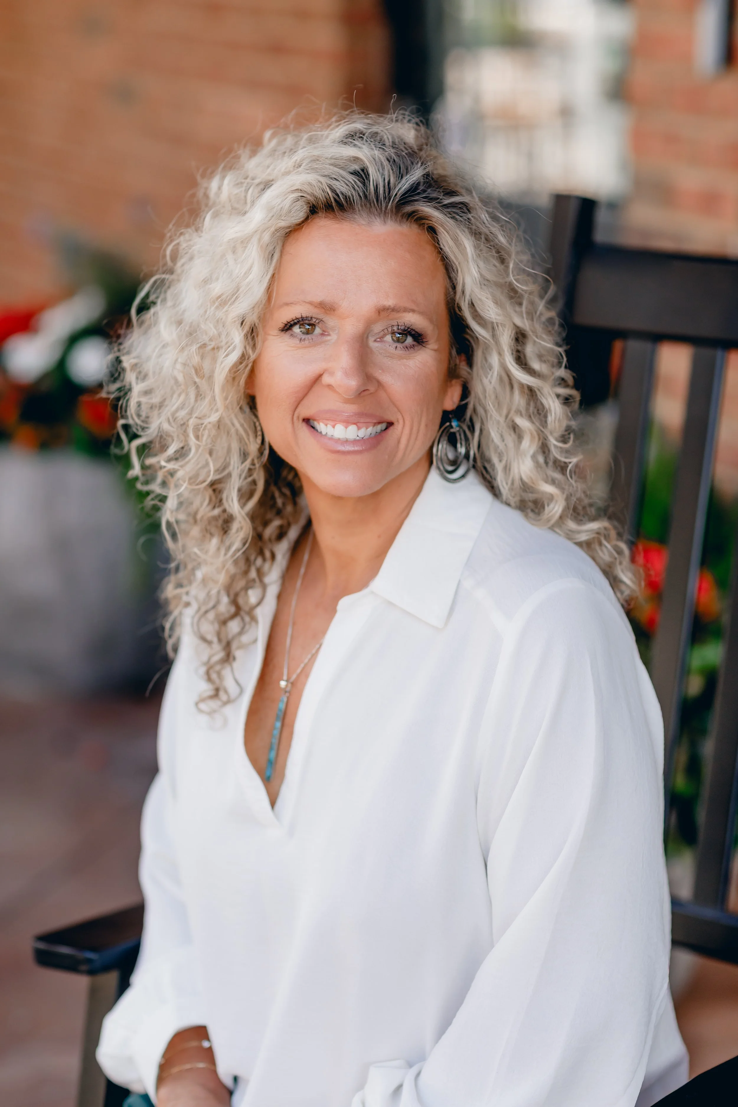 How to Find a Real Estate Agent Who Knows Your Local Market