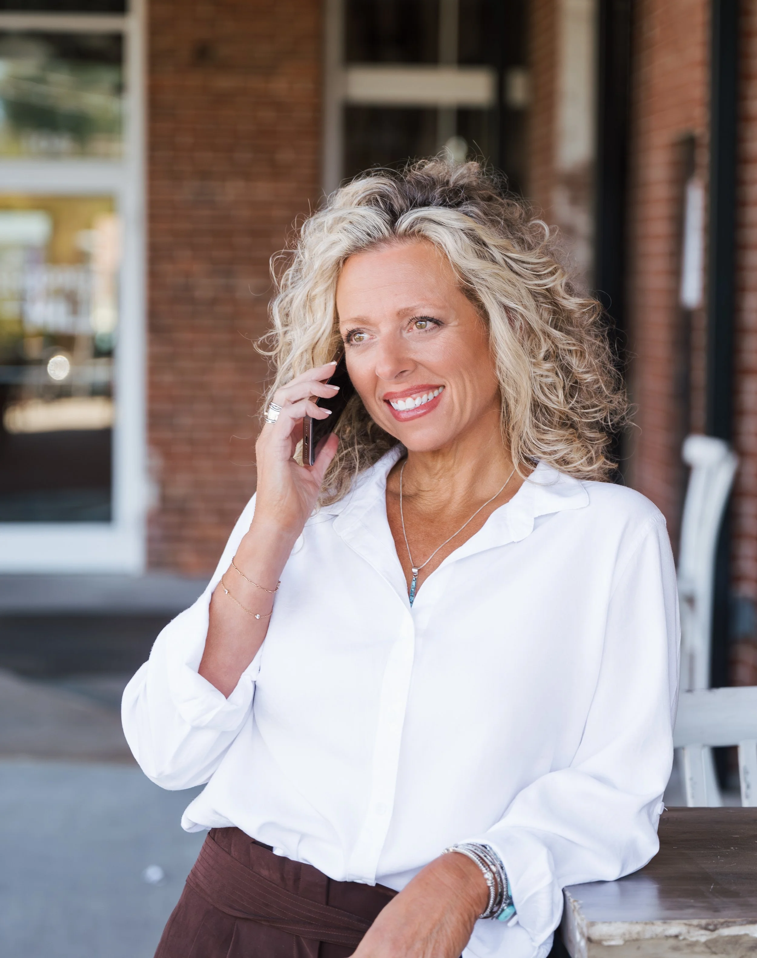 North Georgia real estate agent specializing in Canton, Woodstock, Ball Ground, Ellijay, Jasper, Gainesville, Cumming, Alpharetta, Roswell, and Milton.