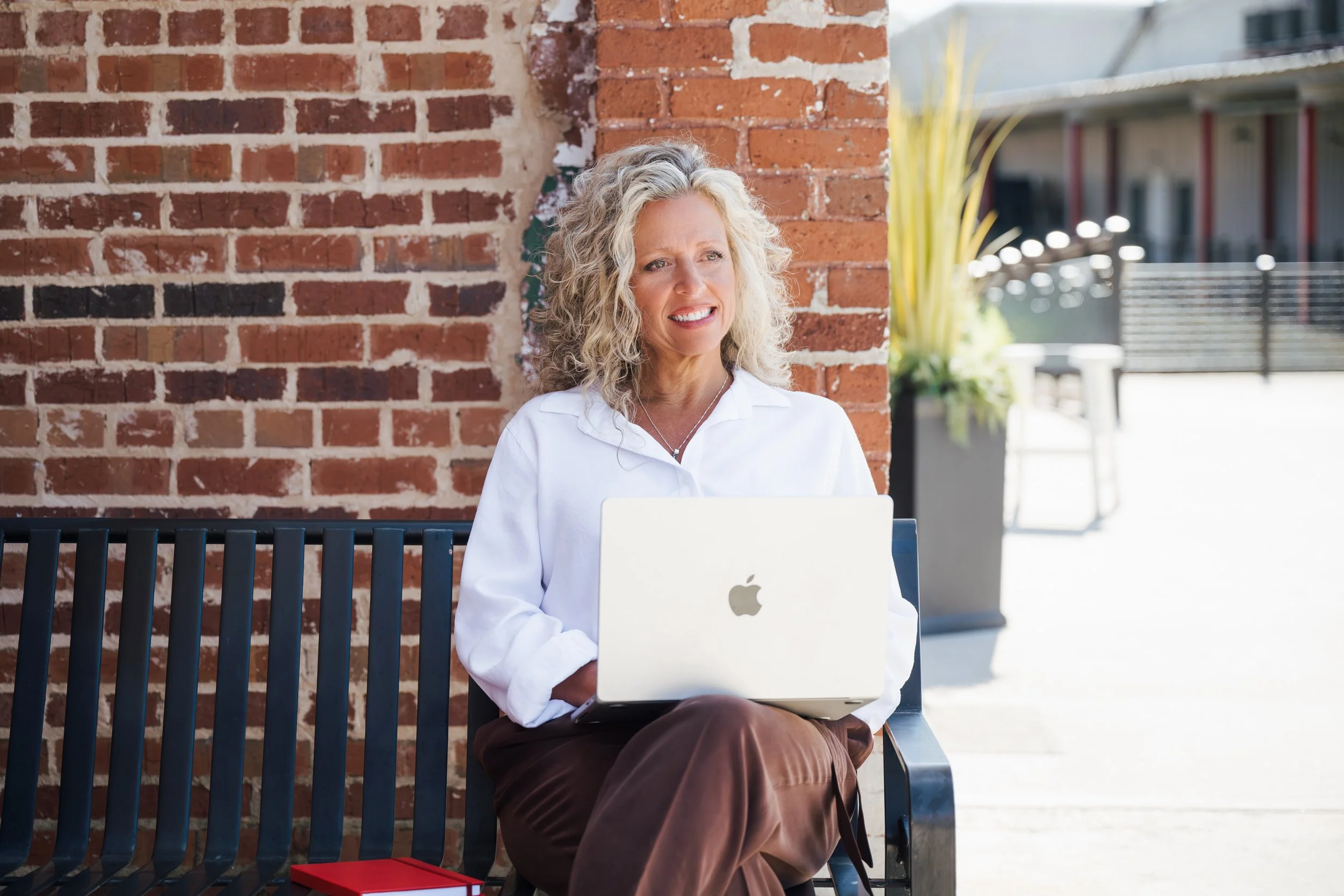 Experienced real estate agent with over 15 years serving buyers and sellers in the north Georgia areas including Woodstock, Canton, Alpharetta, Roswell, Ball Ground, Cumming, Ellijay, Jasper, Gainesville, and Dawsonville.