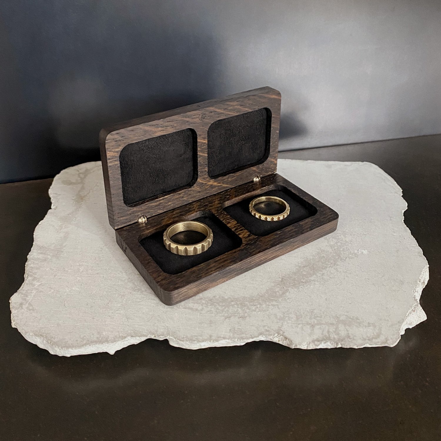 Double Ring Box
