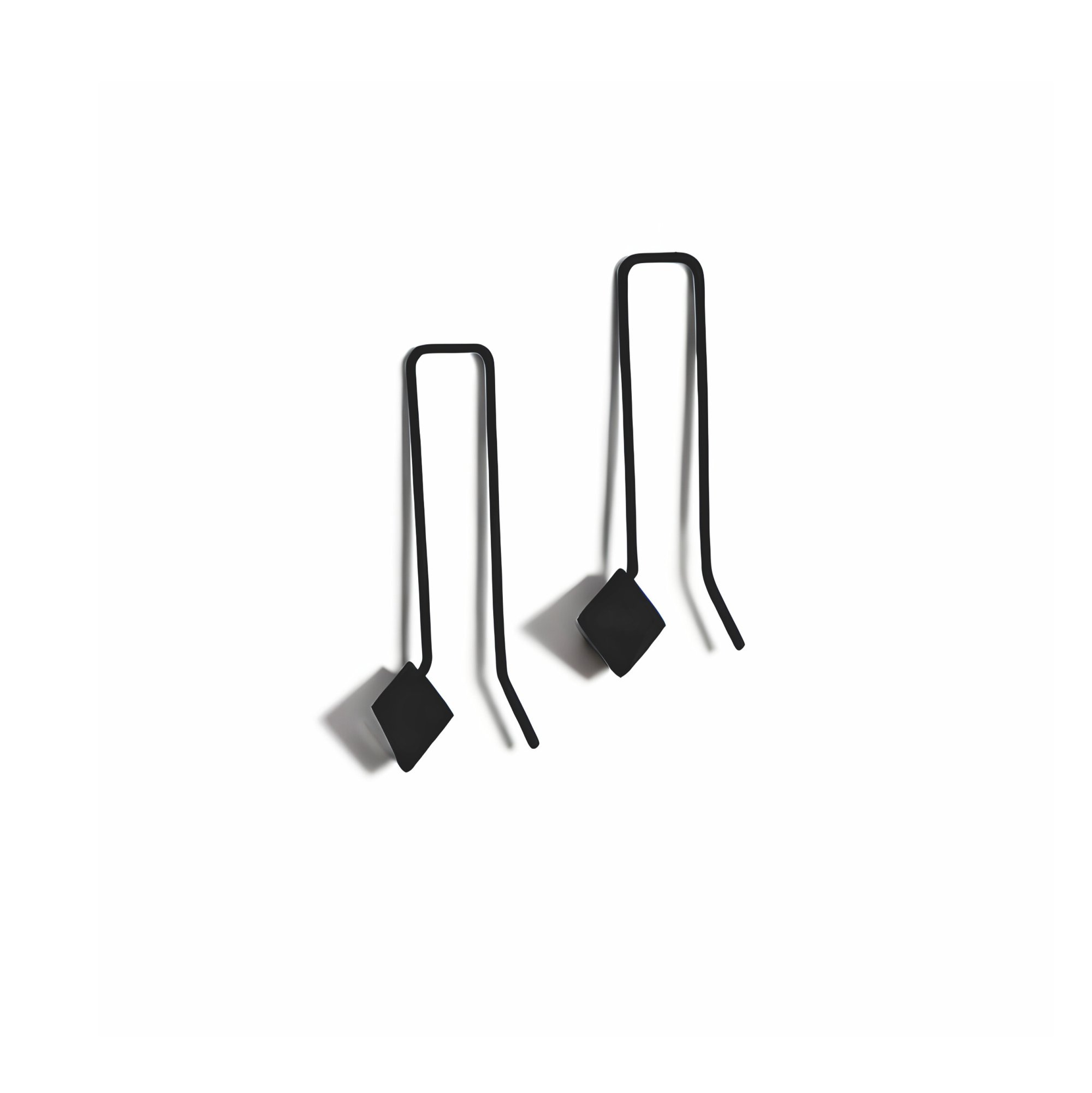 OCTAHEDRON RIGHT ANGLE HOOK EARRINGS BLACK