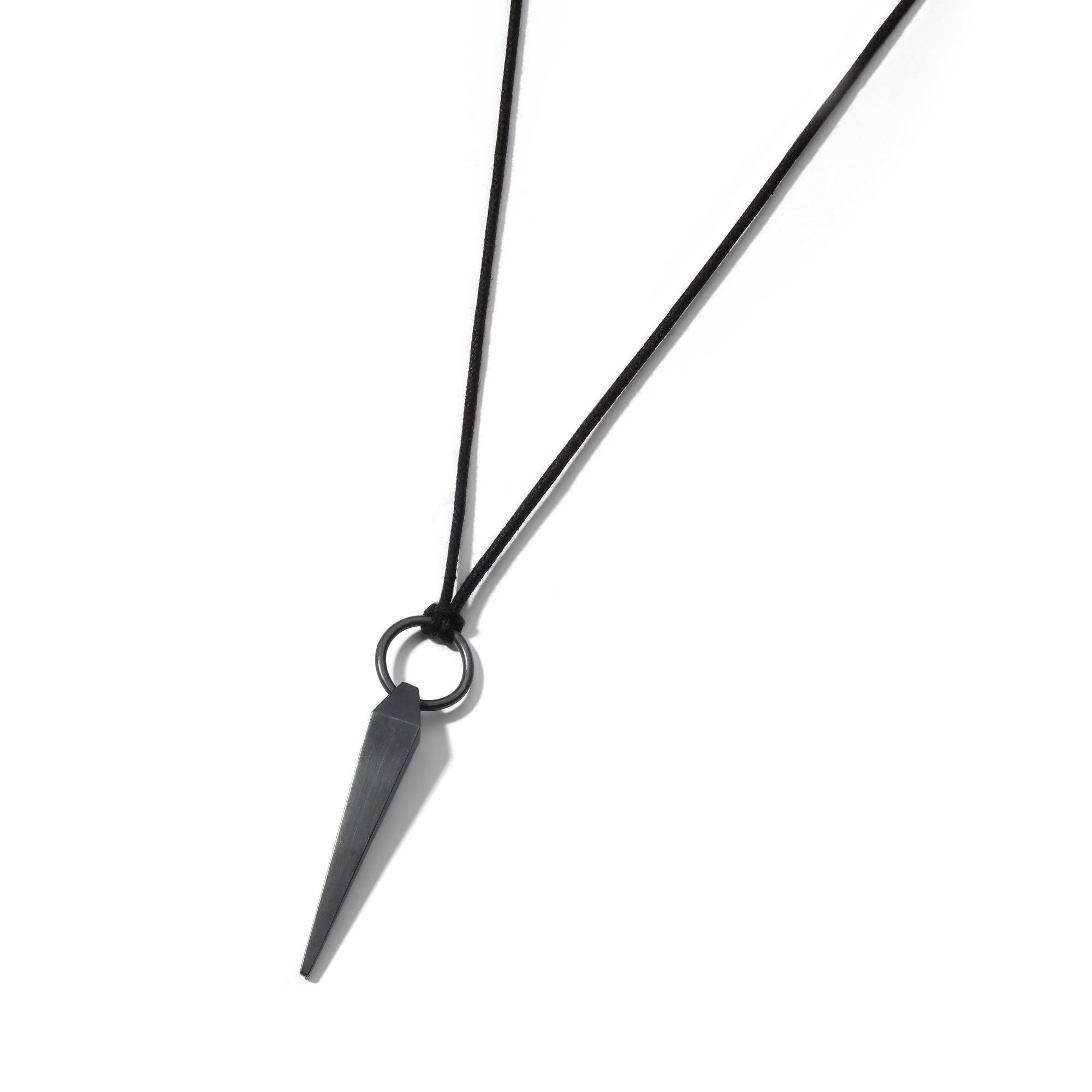 LARGE PLUMB LINE PENDANT BLACK