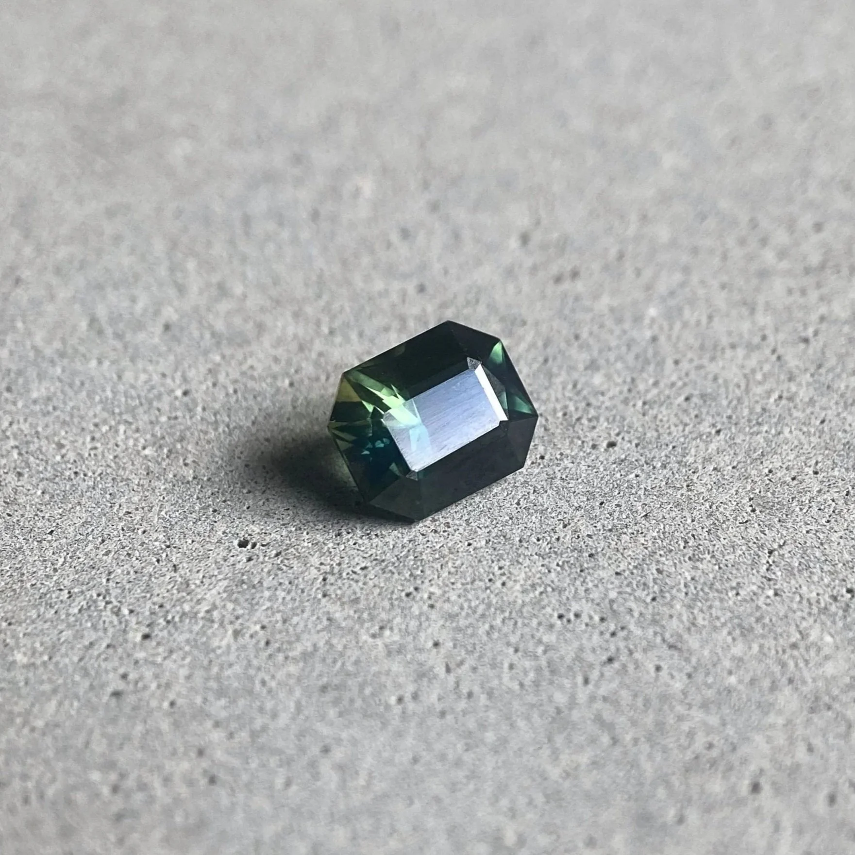 Emerald Cut Aust Parti Sapphire