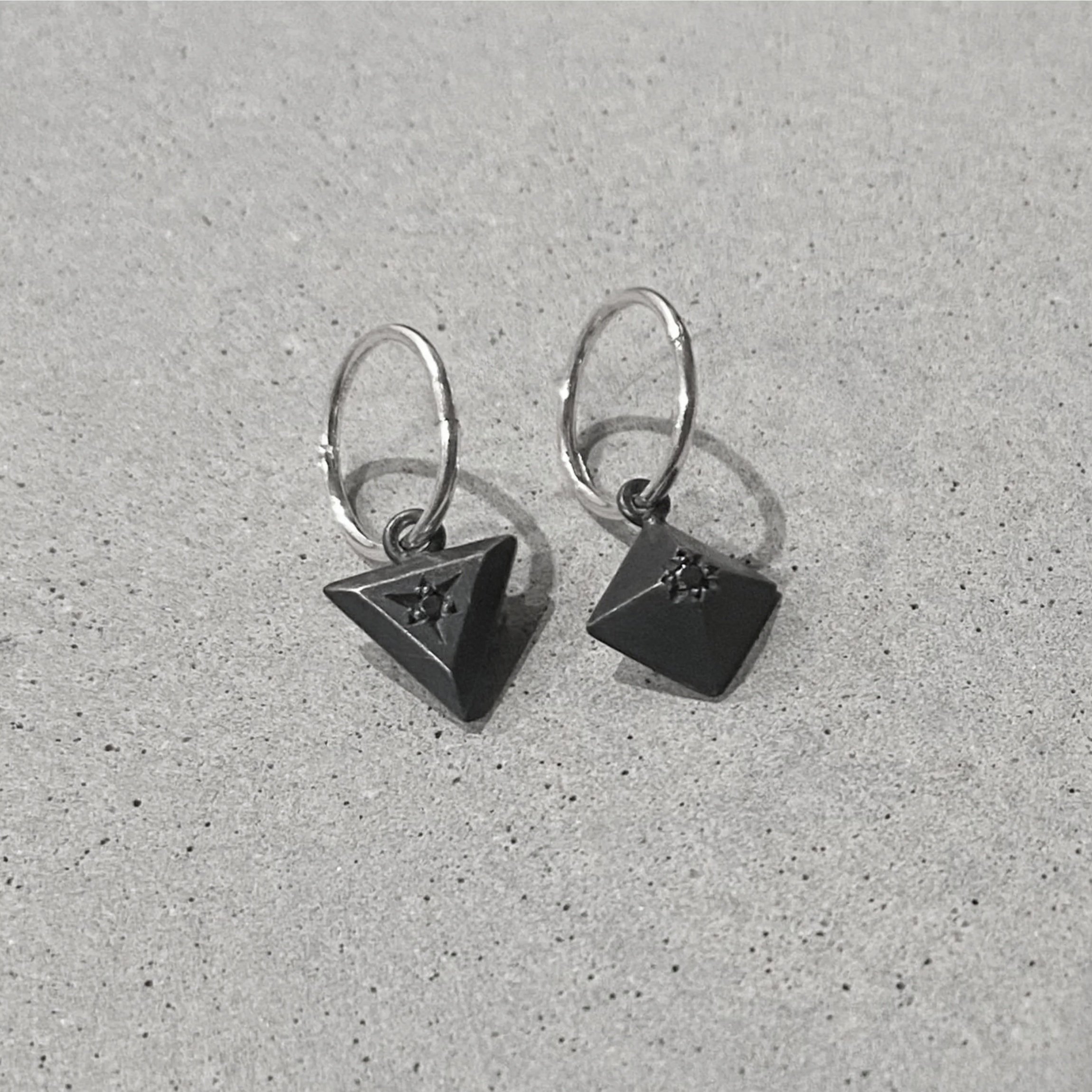 Triangle+Black+Diamond+Charm+%26+Pyramid+Diamond+Charm+Earrings+BLK+925.jpg