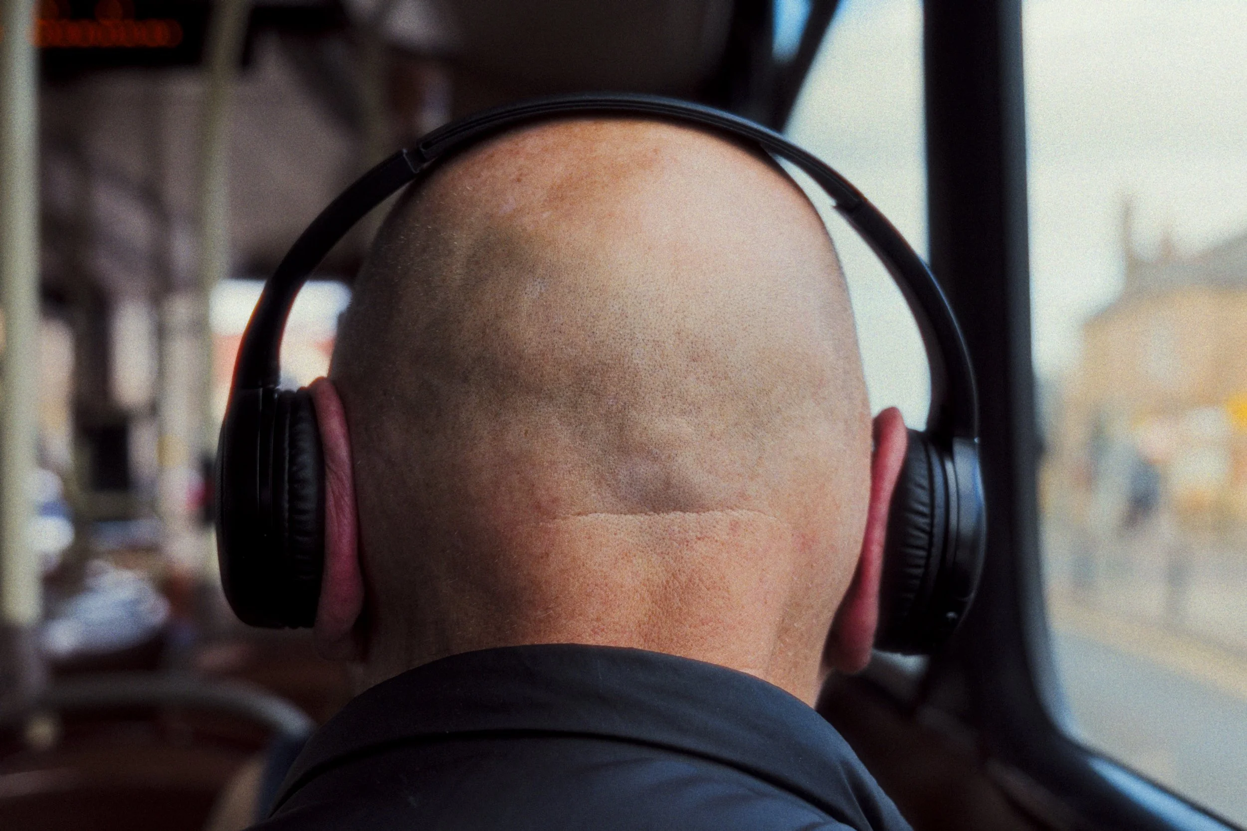 Bus-EarMan-1.jpg