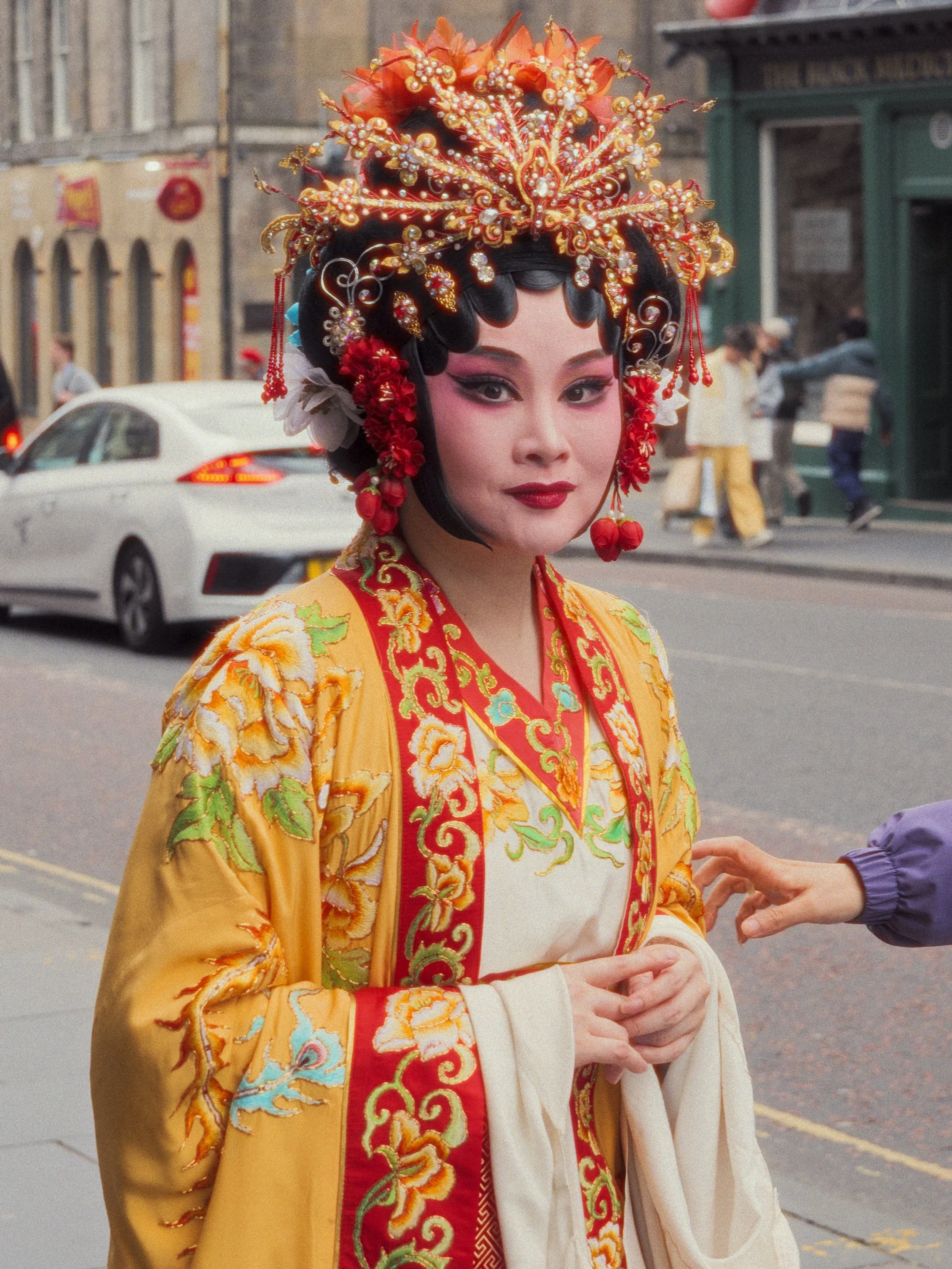 1Ceremonial-performer-portrait-1.jpg