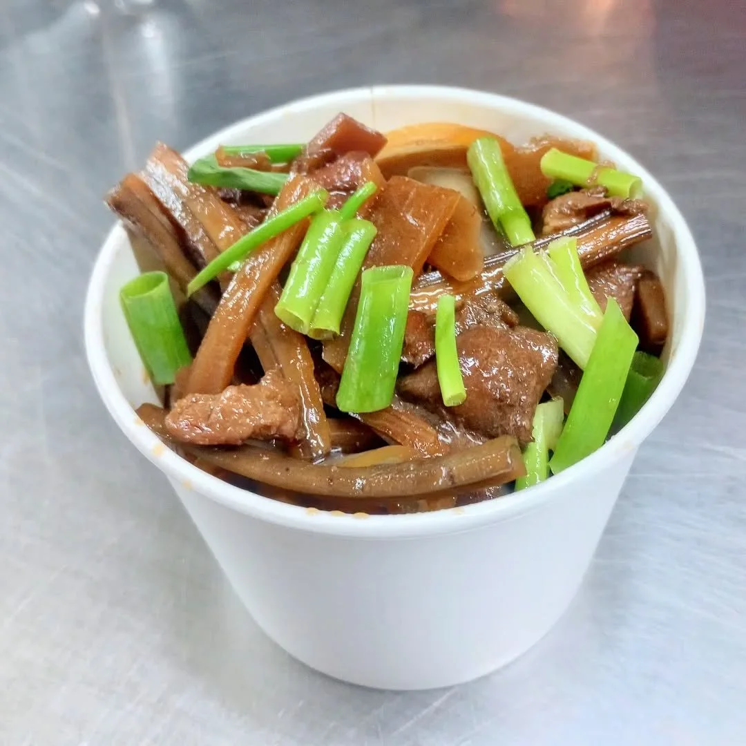 Chicken Hekka (Only)
16oz. Bowl

Served on Mondays &amp; Wednesdays