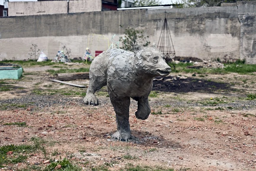 On the Run
Concrete 55” x 42” x 35” 2014

Private Collection.