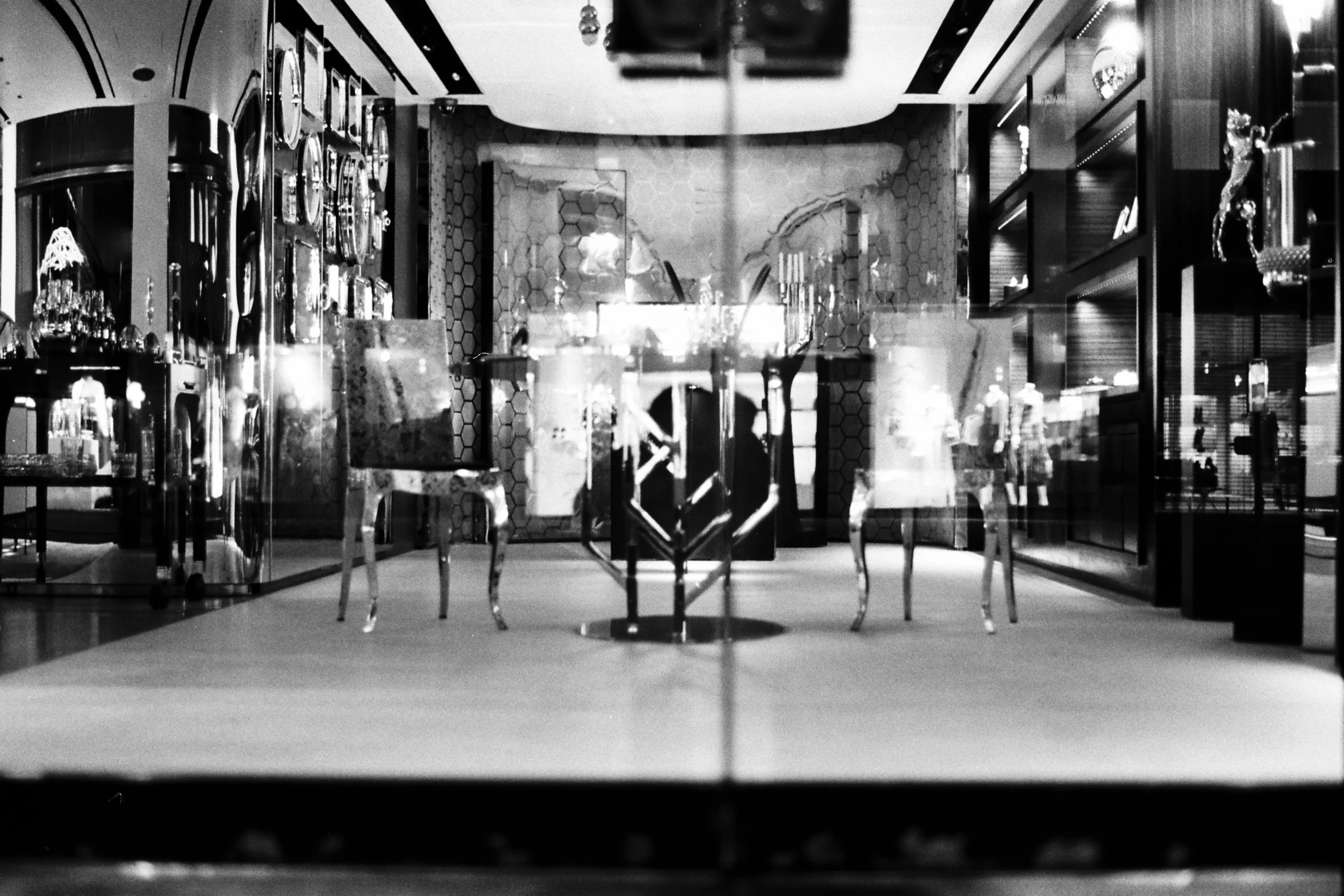 MADISON AVENUE, UPPER EAST SIDE 30X45.jpg