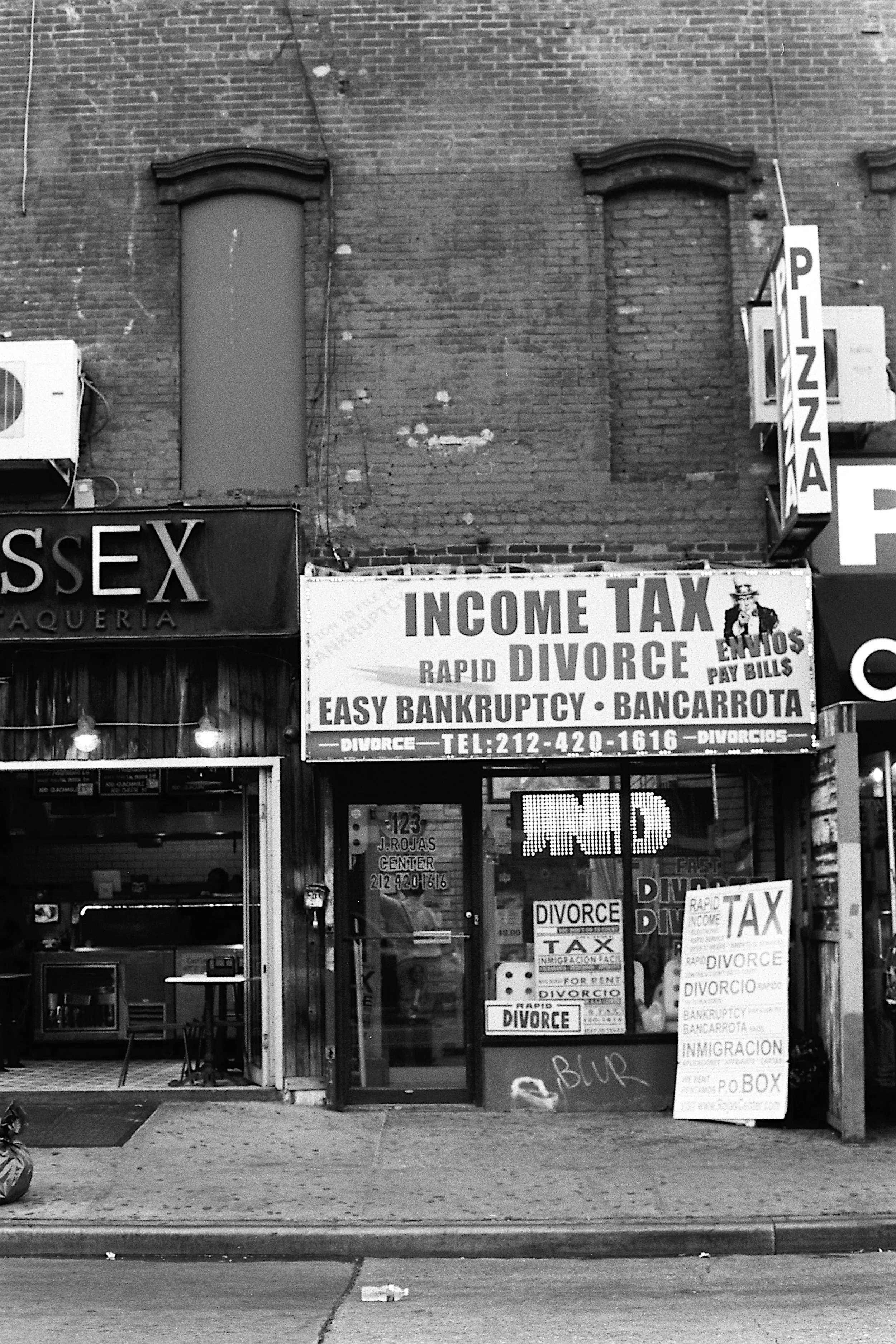 ESSEX STREET V2 30X45.jpg