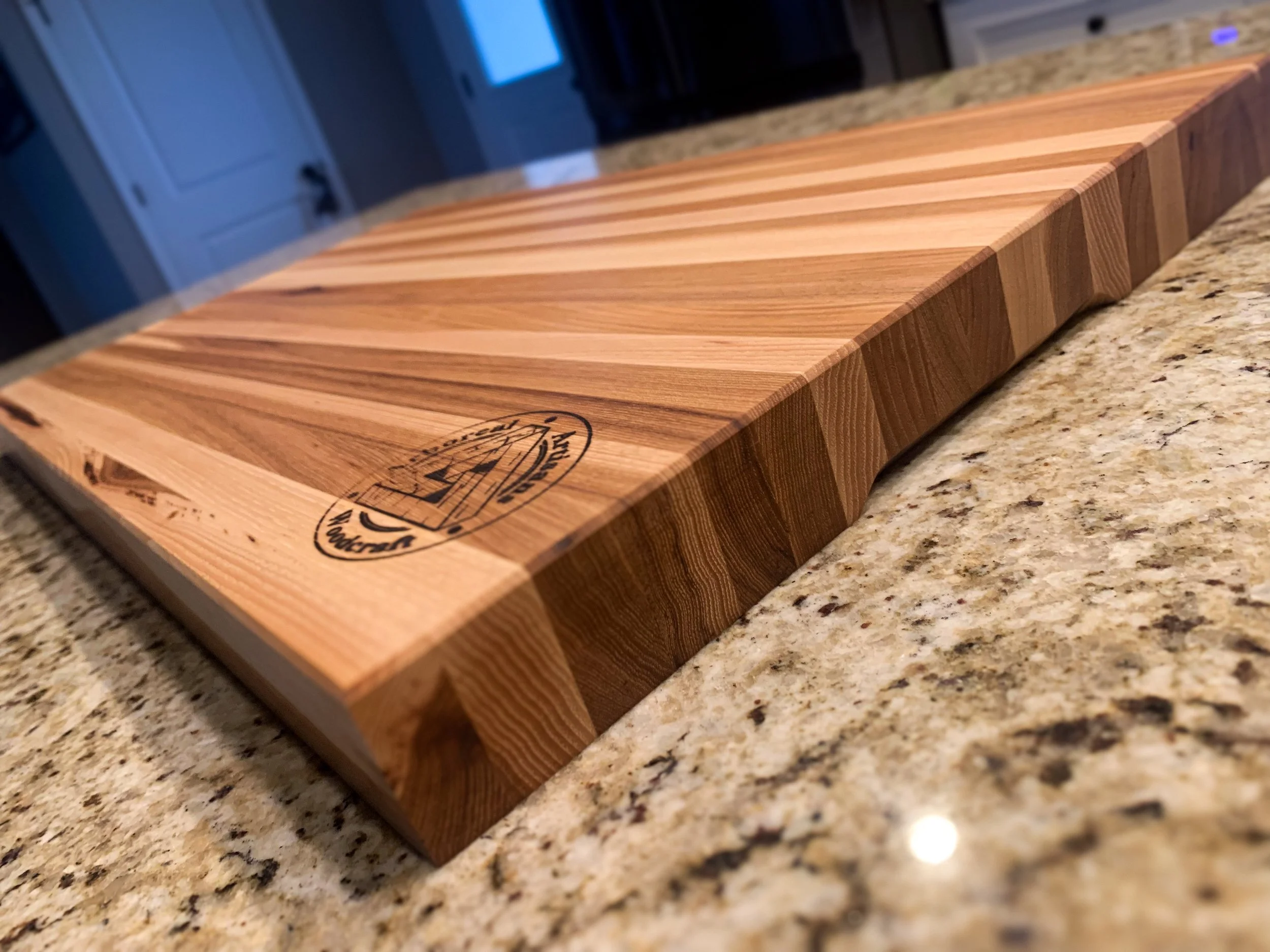 Edge Grain Cutting Board 1