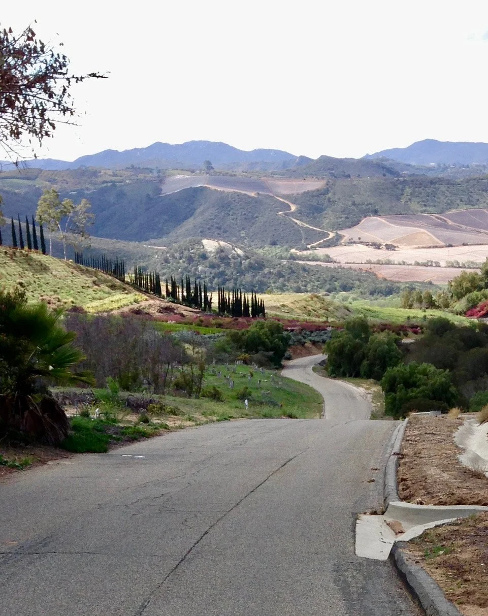 SAGE ROAD HEADING TOWARD THE 76 HWY